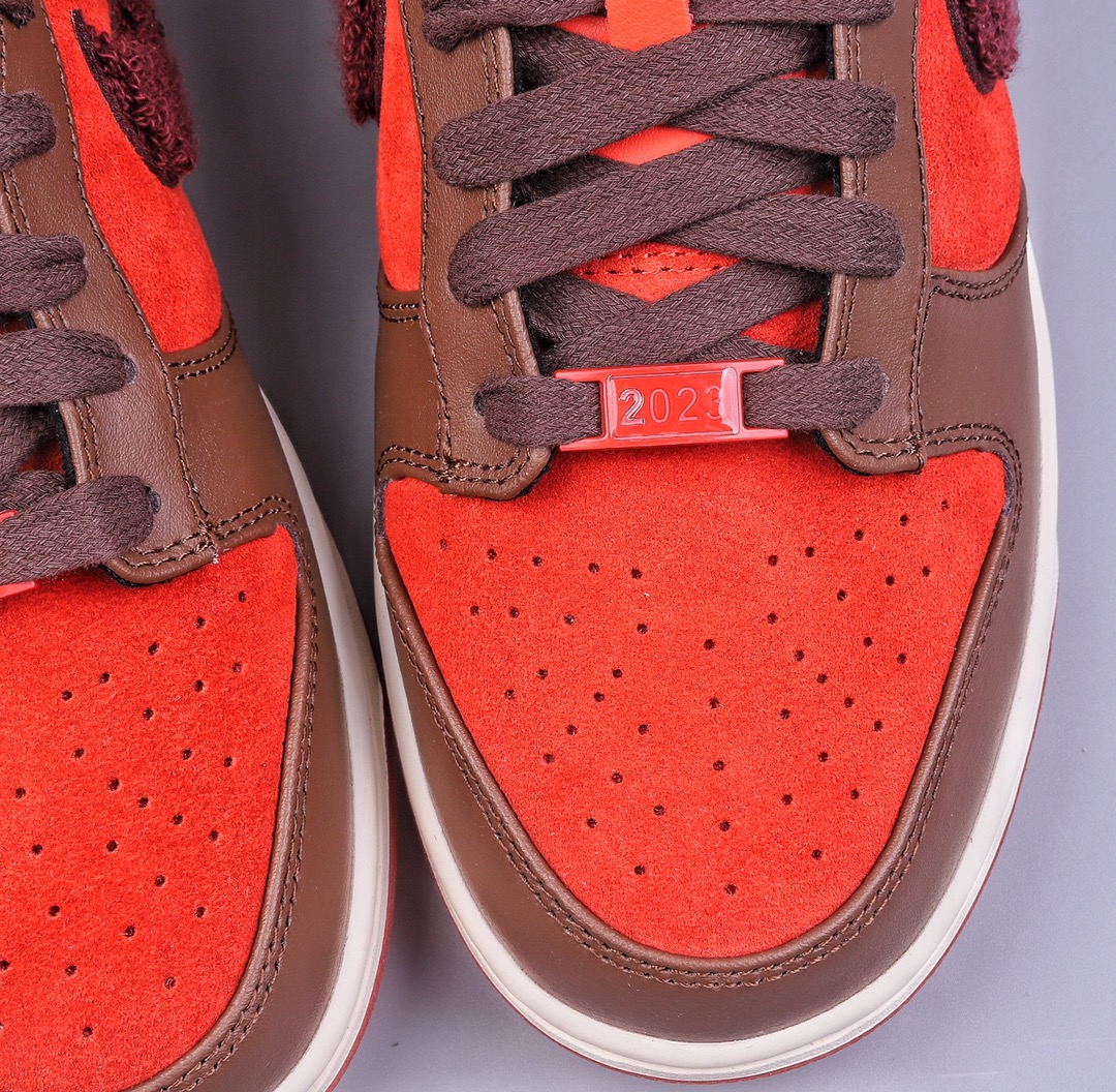 180 G Nike SB Dunk Low”Year of the Rabbit” CNY中国年成都限定 棕橙 FD4203-661