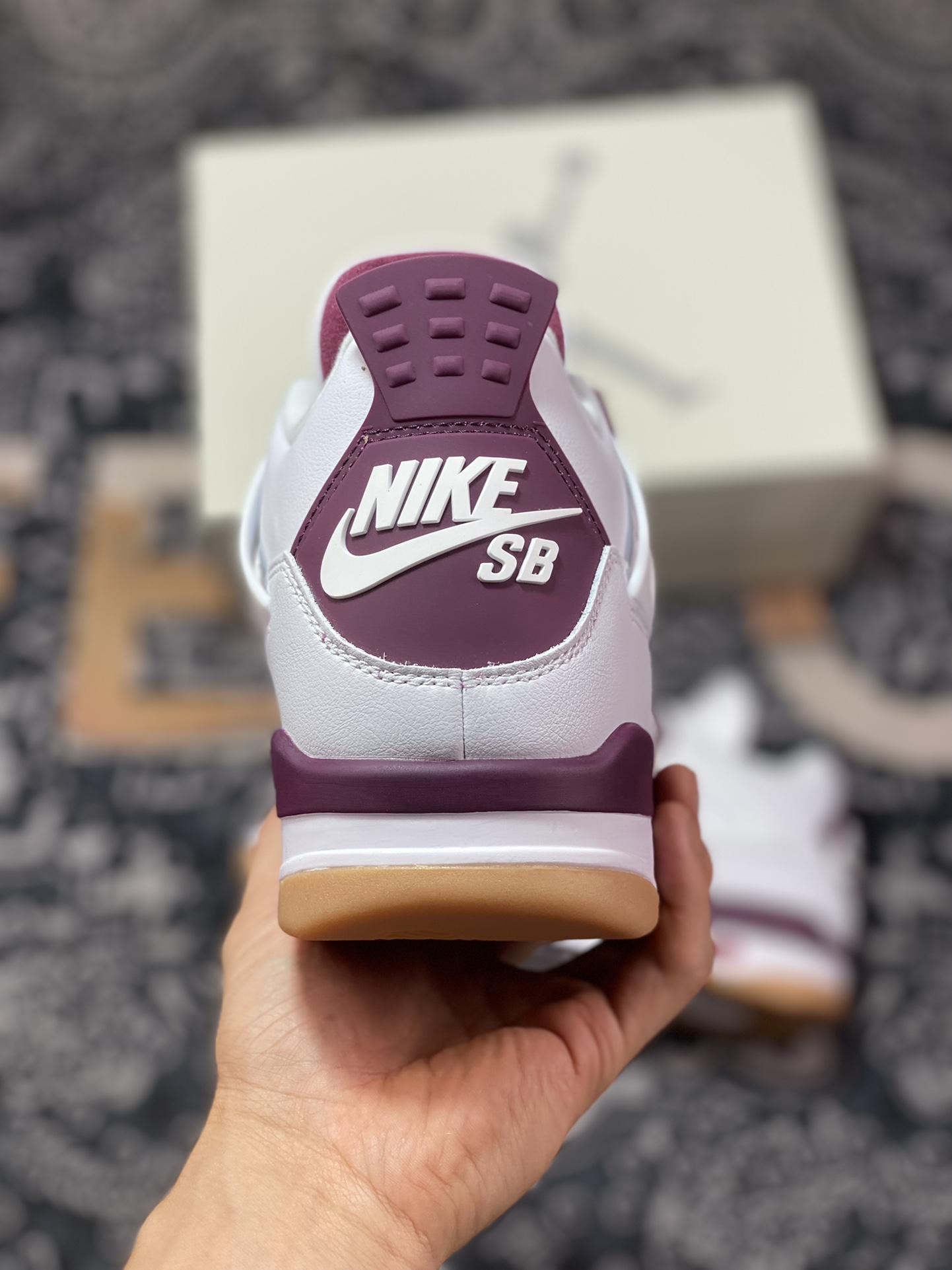 Travis Scott x Air Jordan AJ4 Burgundy DR5415-500