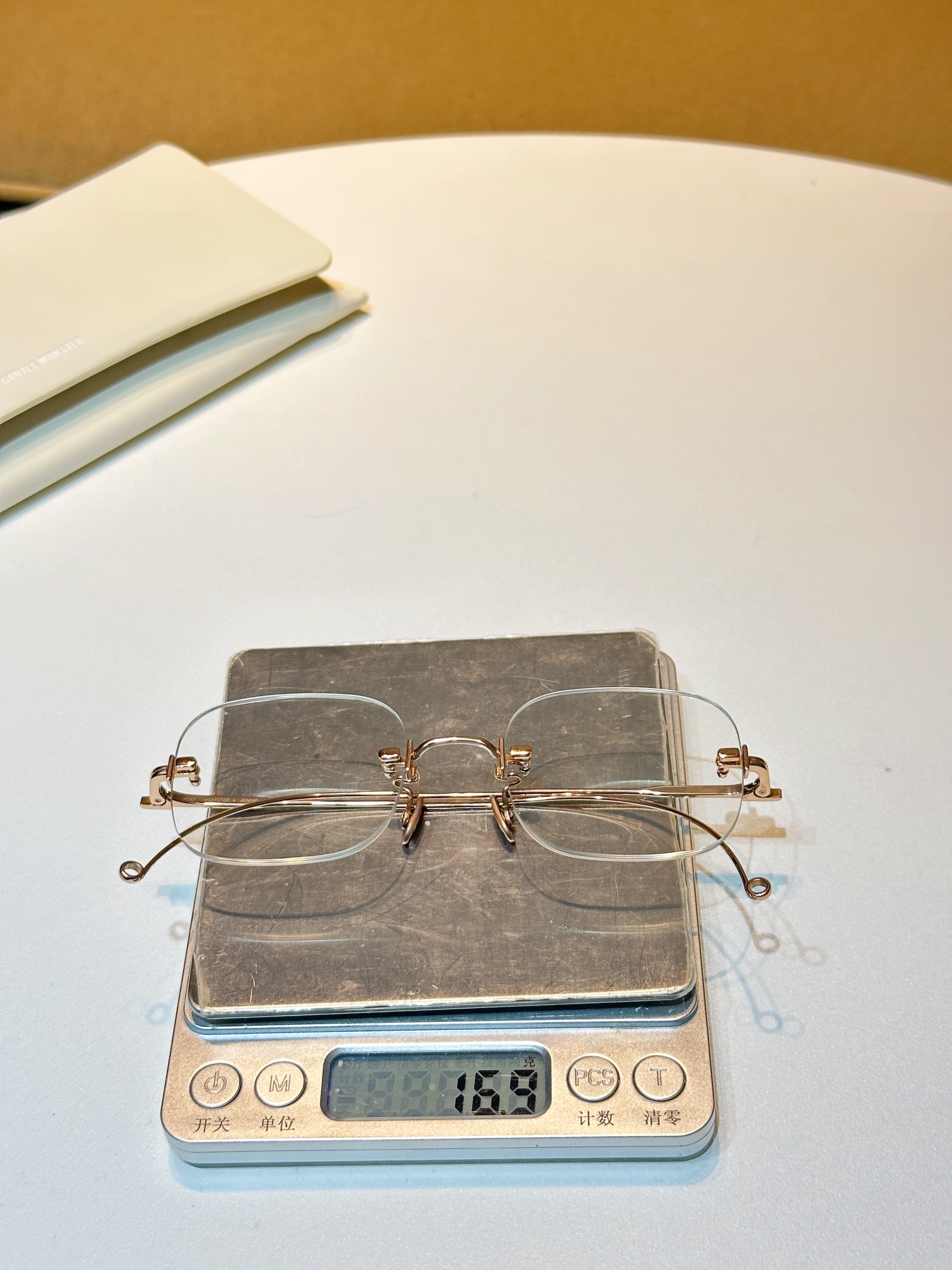只有16.9克 纯钛架 无框平光镜 可配近视眼镜框架