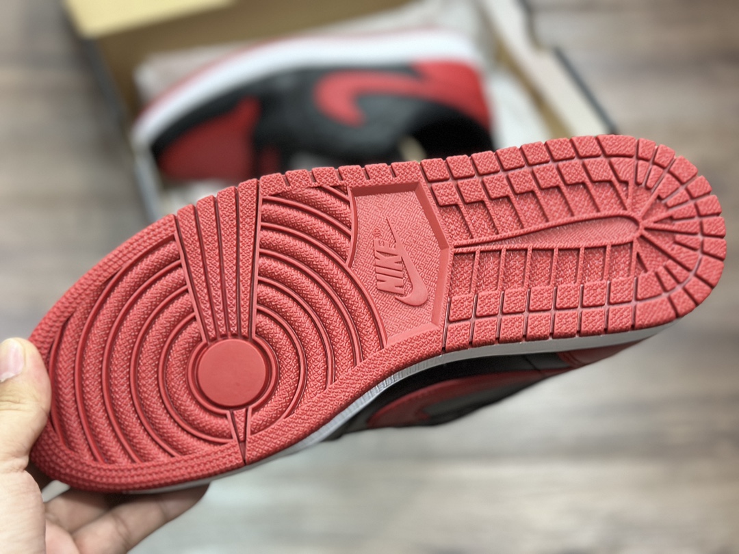 320 Air Jordan 1 Low aj1 禁穿 乔1低帮篮球鞋  705329-001
