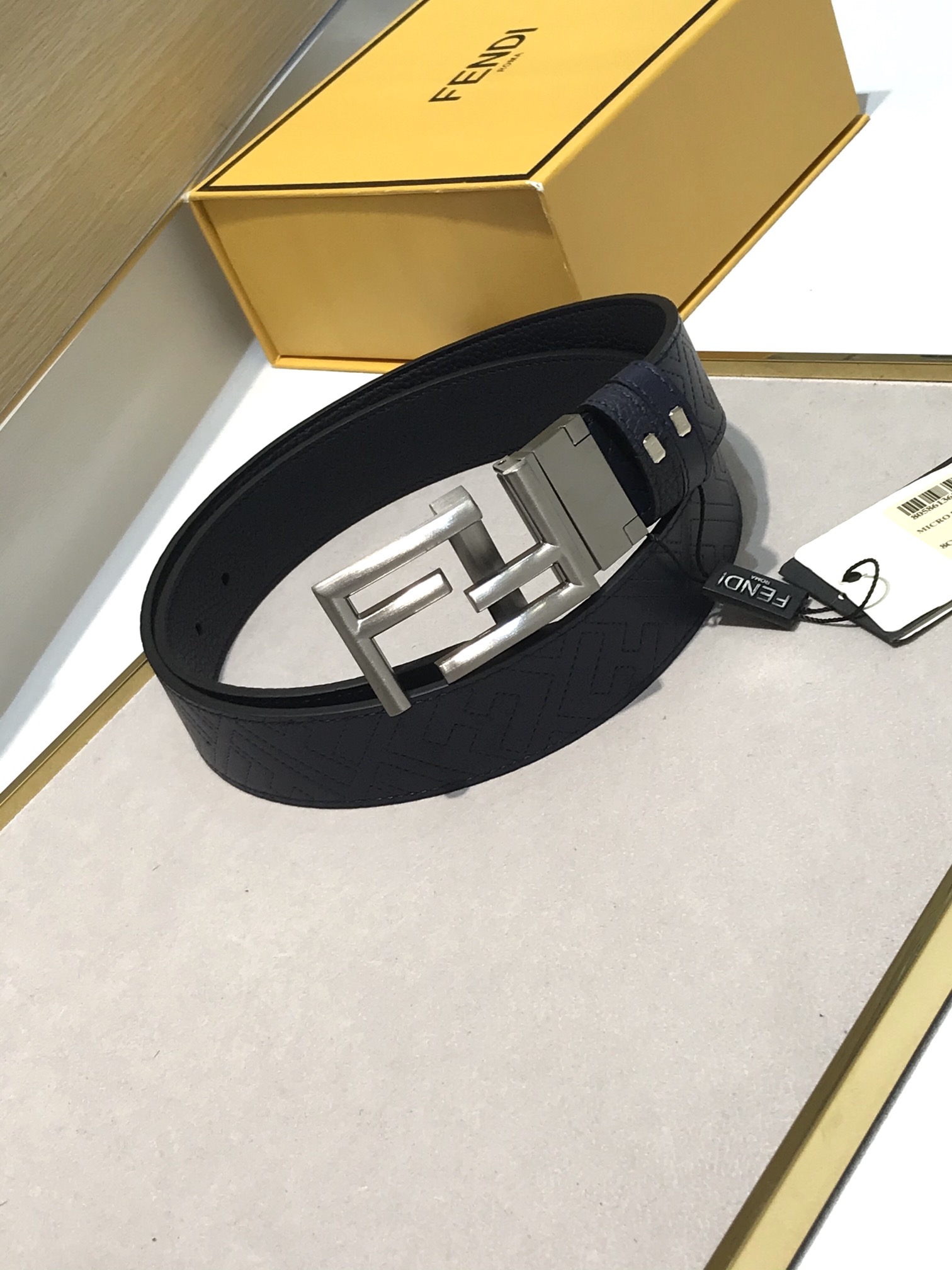 配送包装打孔针宽35MM双面皮带双面