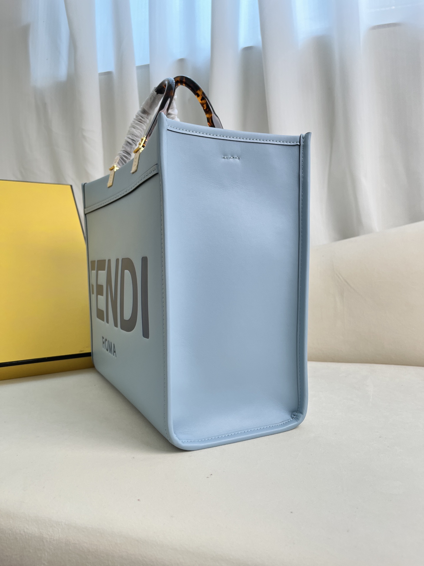 Fendi Sunshine Medium Blue Leather Tote Bag with Tortoiseshell Handles 3 i1685600704 8326 2