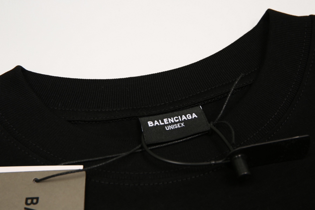 170 Balenciga/巴黎世家2023SS 网页字母logo短袖