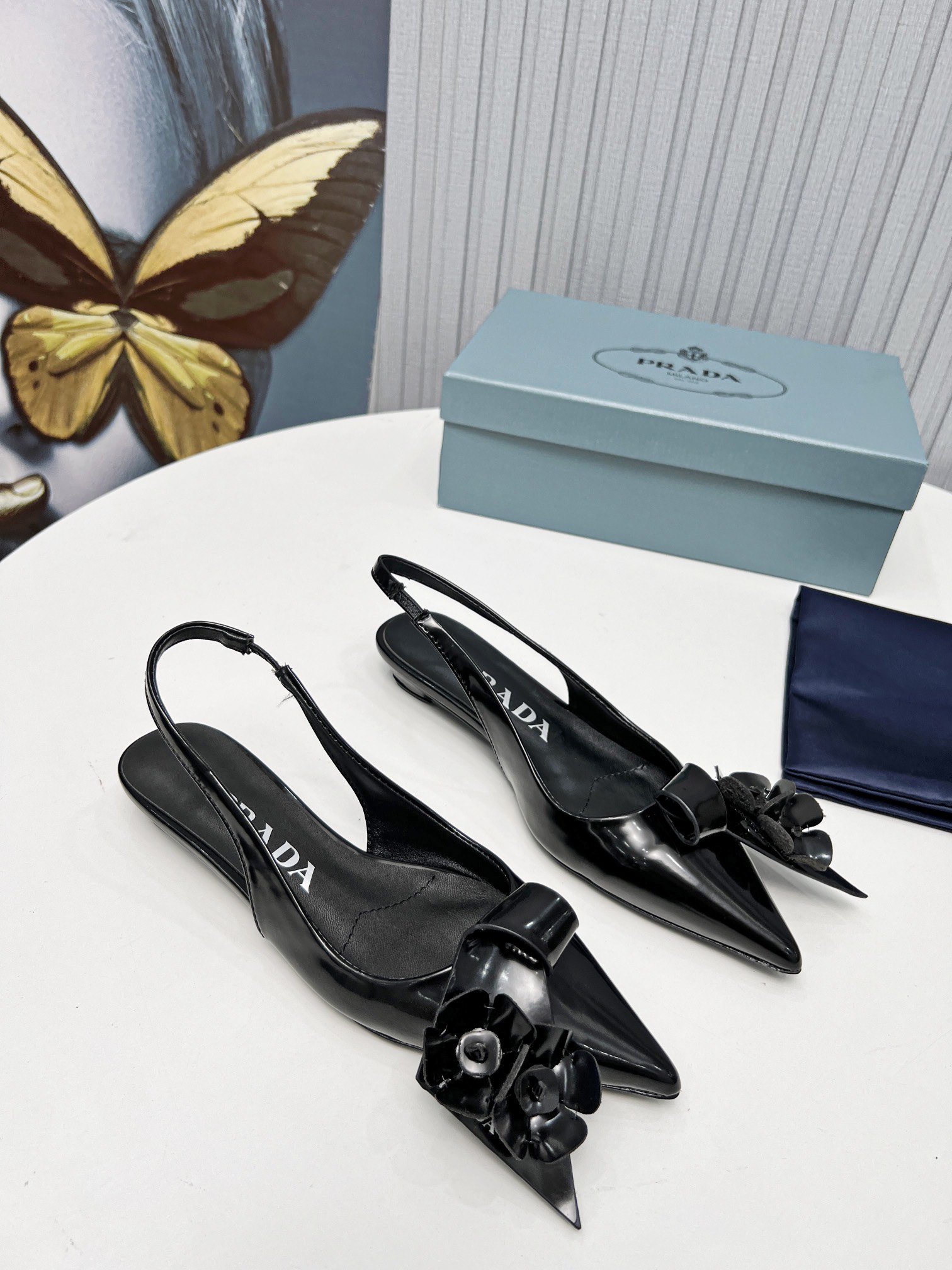 fábrica 2023 SSS relanzamiento Prada últimas botas largas y cortas, sandalias zapatos individuales, 