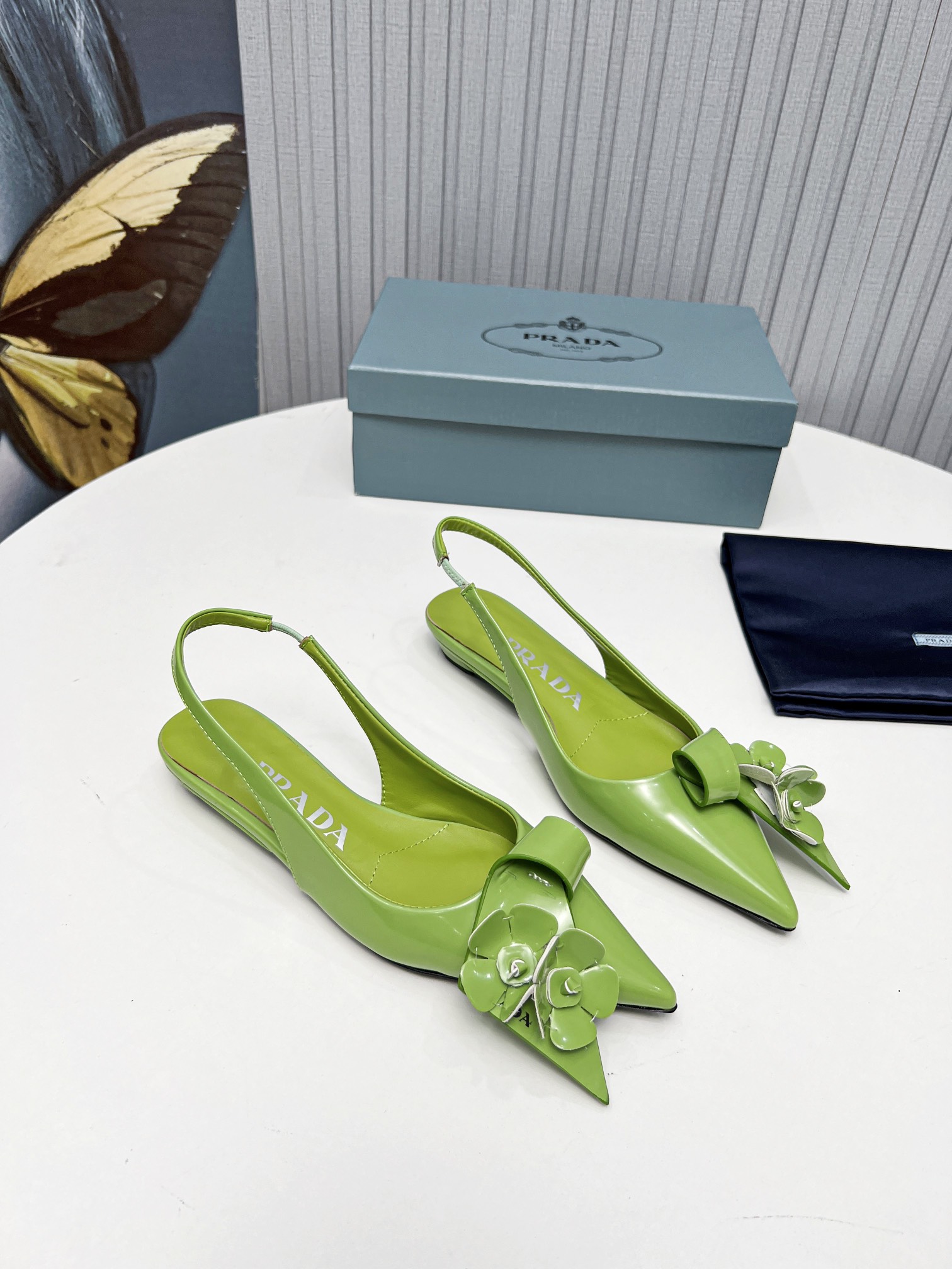 fábrica 2023 SSS relanzamiento Prada últimas botas largas y cortas, sandalias zapatos individuales, 