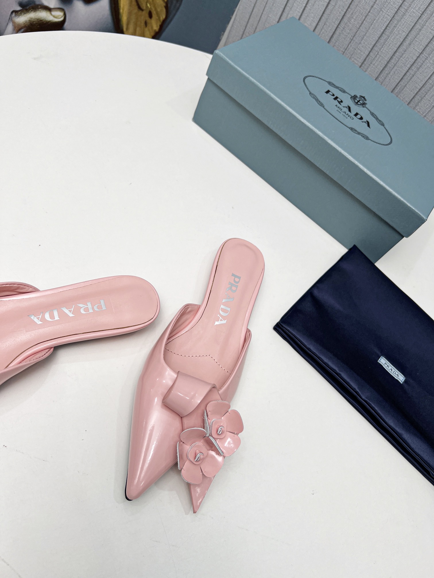 fábrica 2023 SSS relanzamiento Prada últimas botas largas y cortas, sandalias zapatos individuales, 