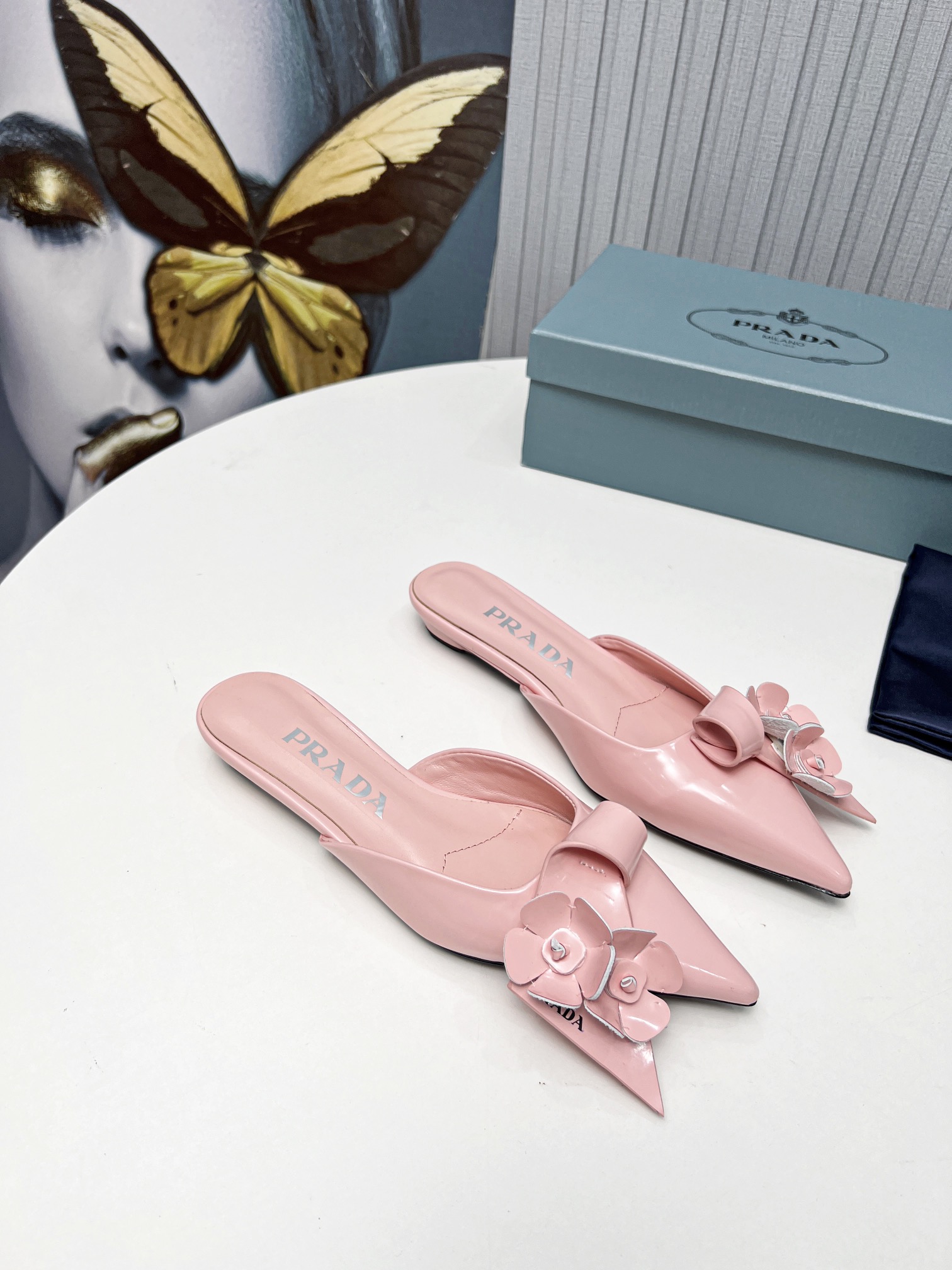 fábrica 2023 SSS relanzamiento Prada últimas botas largas y cortas, sandalias zapatos individuales, 