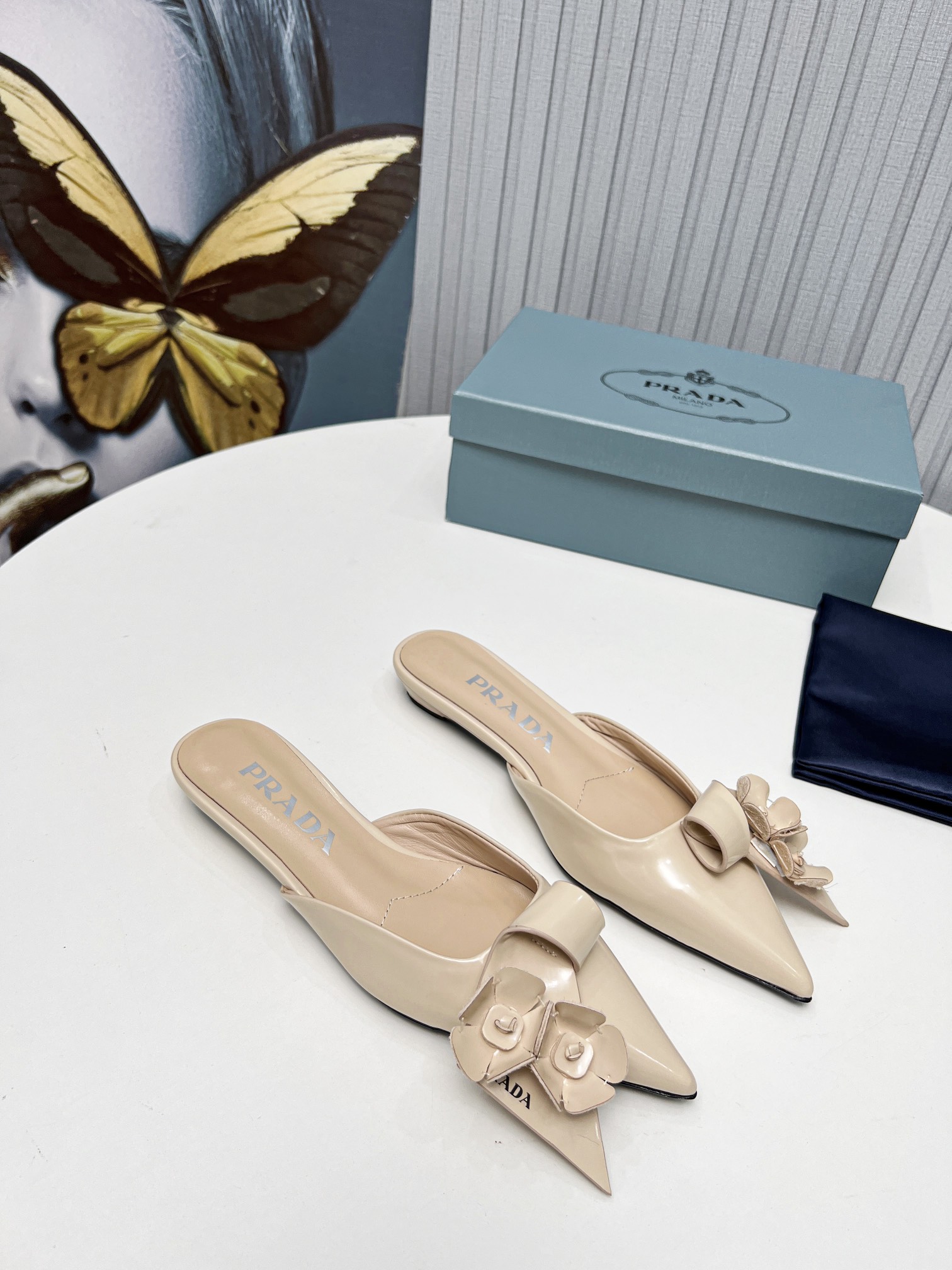 fábrica 2023 SSS relanzamiento Prada últimas botas largas y cortas, sandalias zapatos individuales, 
