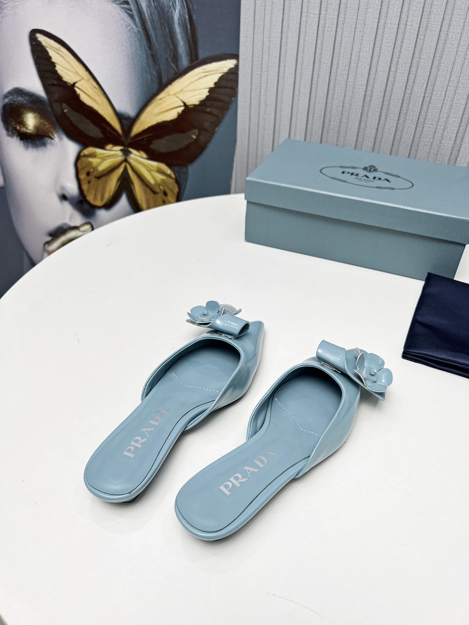 fábrica 2023 SSS relanzamiento Prada últimas botas largas y cortas, sandalias zapatos individuales, 