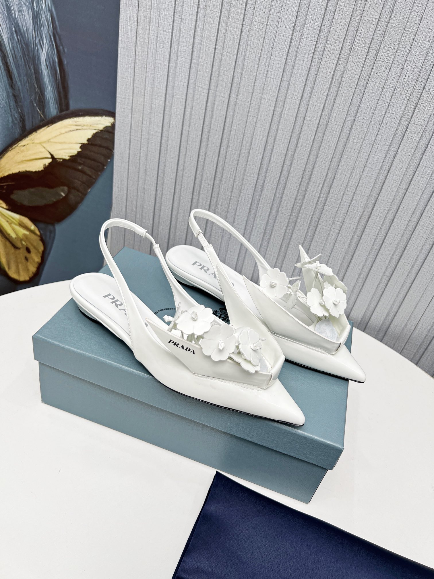 fábrica 2023 SSS relanzamiento Prada últimas botas largas y cortas, sandalias zapatos individuales, 