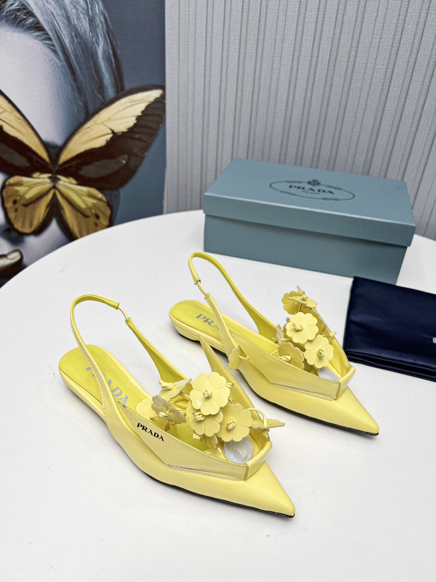 fábrica 2023 SSS relanzamiento Prada últimas botas largas y cortas, sandalias zapatos individuales, 