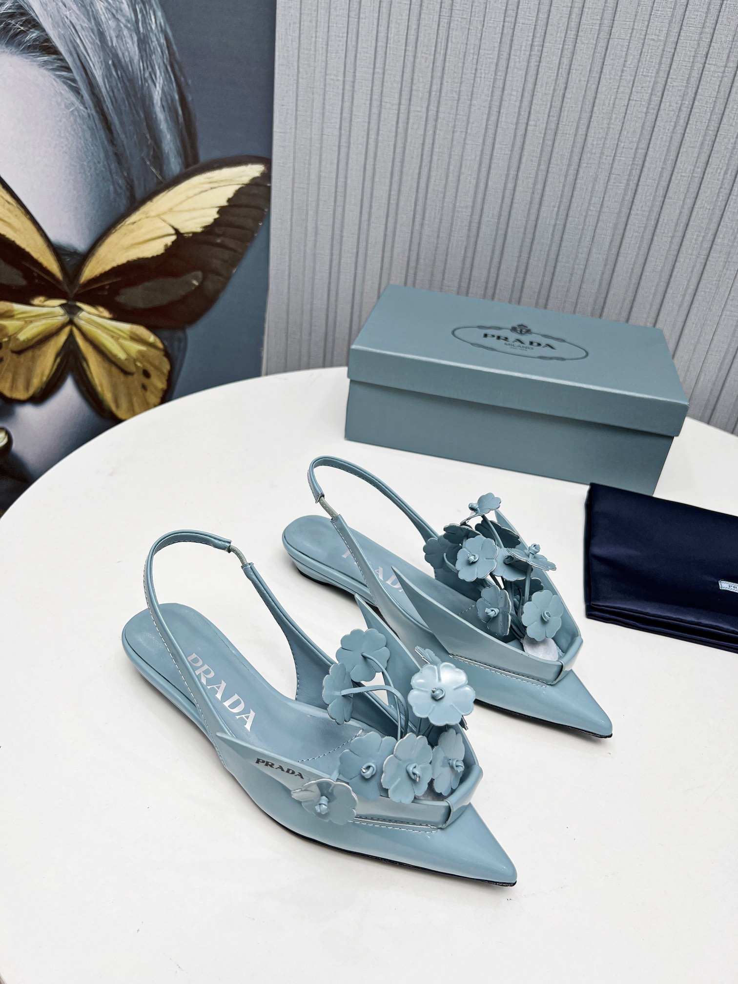 fábrica 2023 SSS relanzamiento Prada últimas botas largas y cortas, sandalias zapatos individuales, 