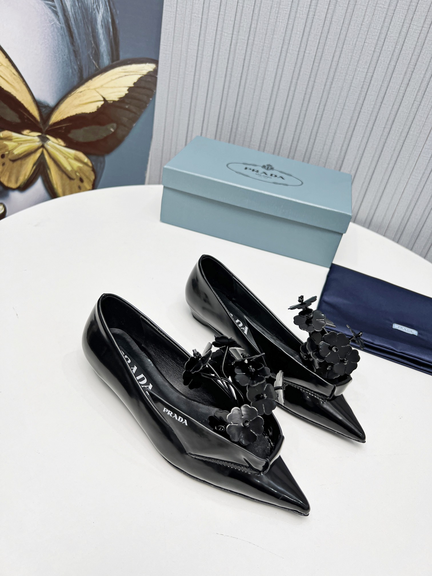 fábrica 2023 SSS relanzamiento Prada últimas botas largas y cortas, sandalias zapatos individuales, 
