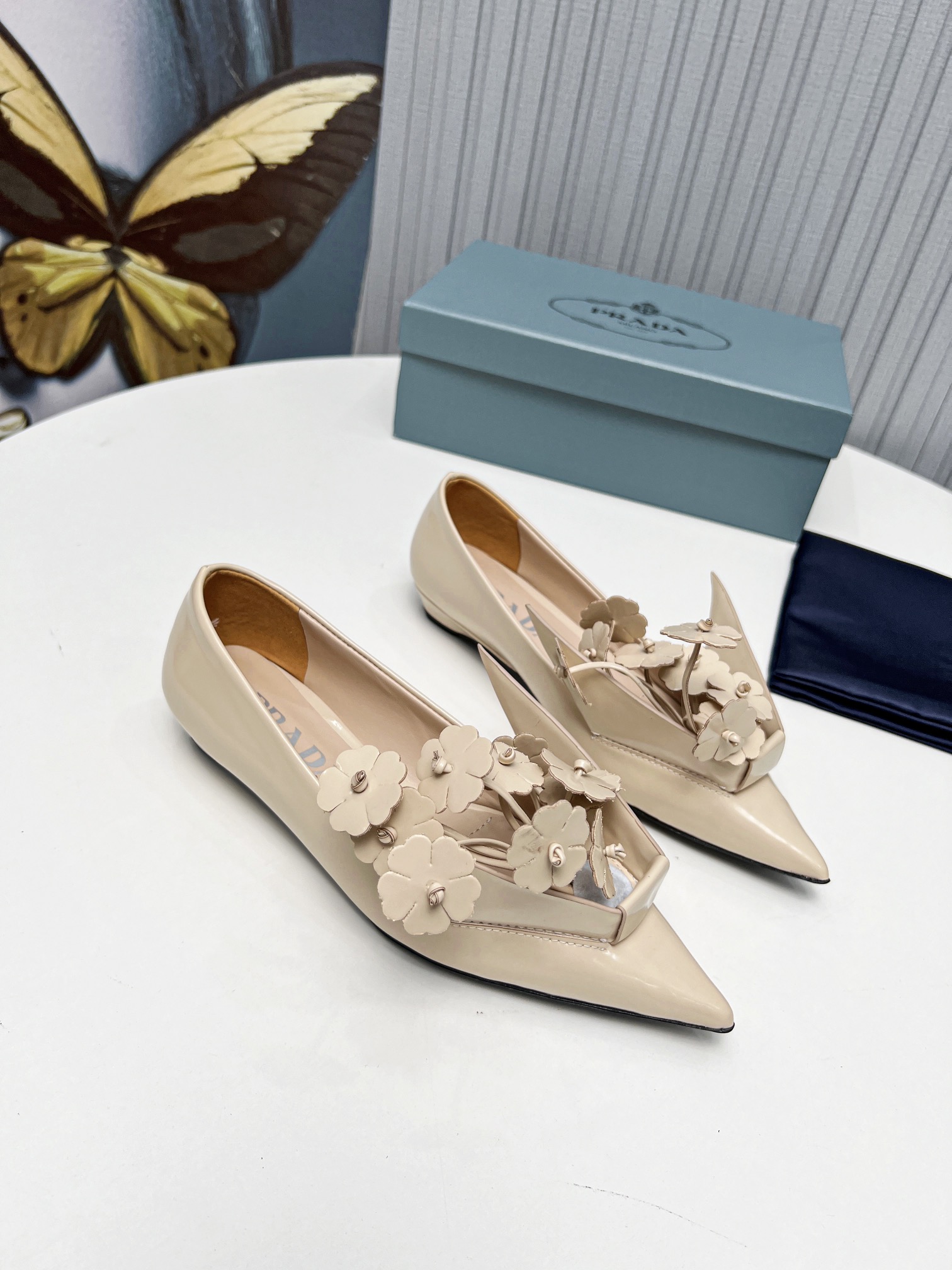 fábrica 2023 SSS relanzamiento Prada últimas botas largas y cortas, sandalias zapatos individuales, 