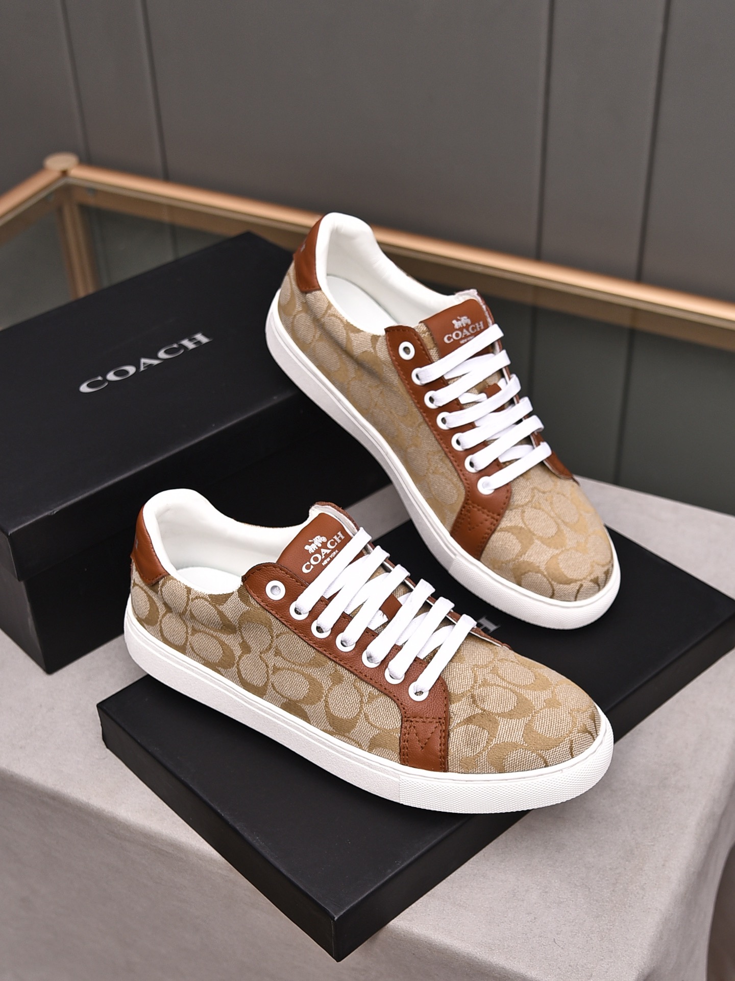Coach Men's Low-Top Lace-Up Sneakers Casual Fashion All-Match Shoes 5 i1685634187 1187 3