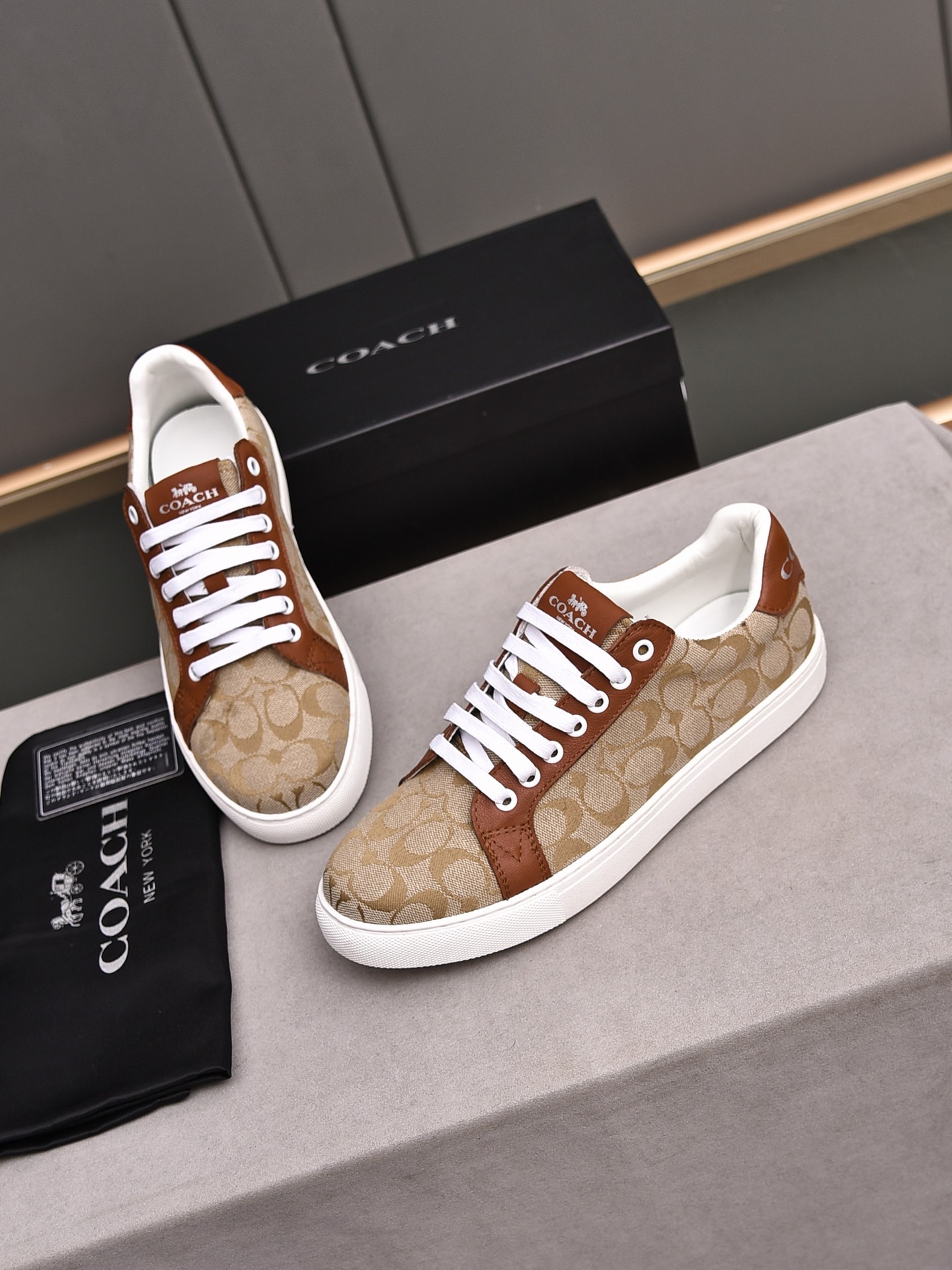 Coach Men's Low-Top Lace-Up Sneakers Casual Fashion All-Match Shoes 10 i1685634187 6767 8