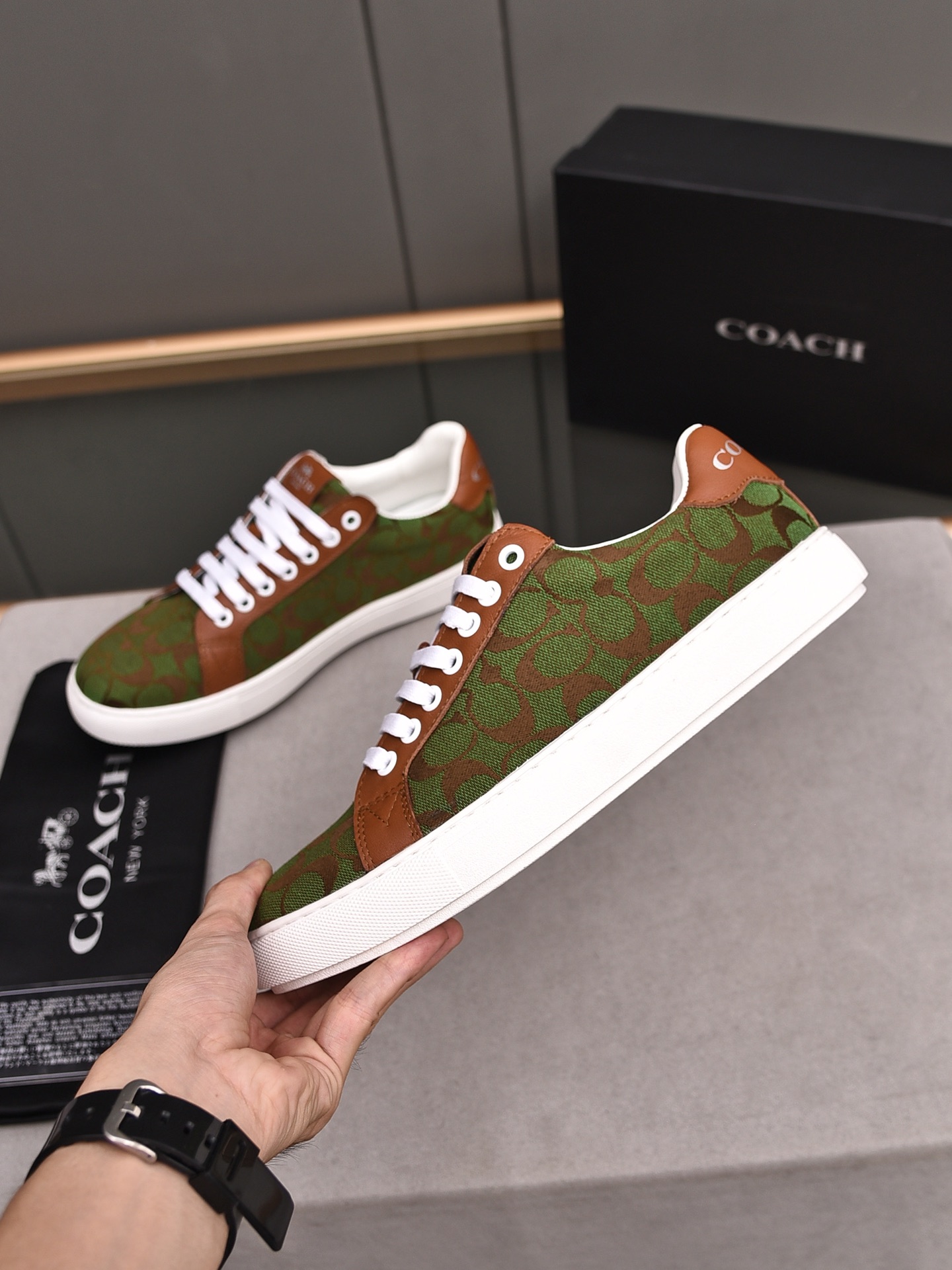 Coach Men's Low-Top Lace-Up Sneakers Versatile Fashion All-Season 3 i1685634359 6952 1