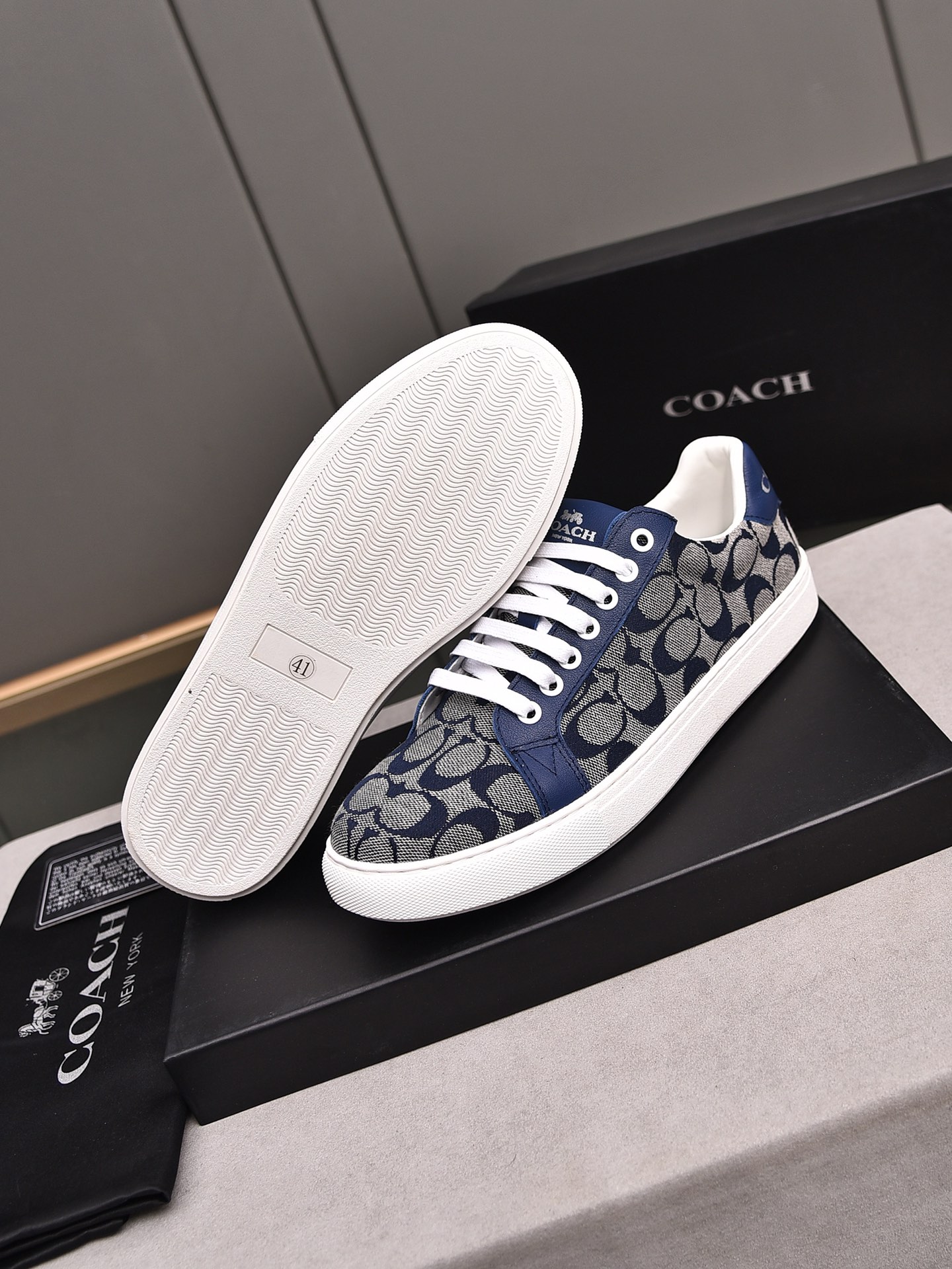 Coach Men's Low Top Lace-Up Sneakers - Stylish, Versatile, All-Season Comfort 4 i1685634440 9132 2