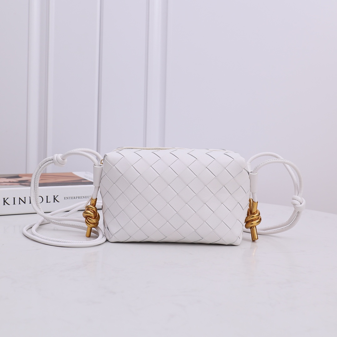 Woven Square Bag Lambskin Metal Knot Drawstring Shoulder Strap