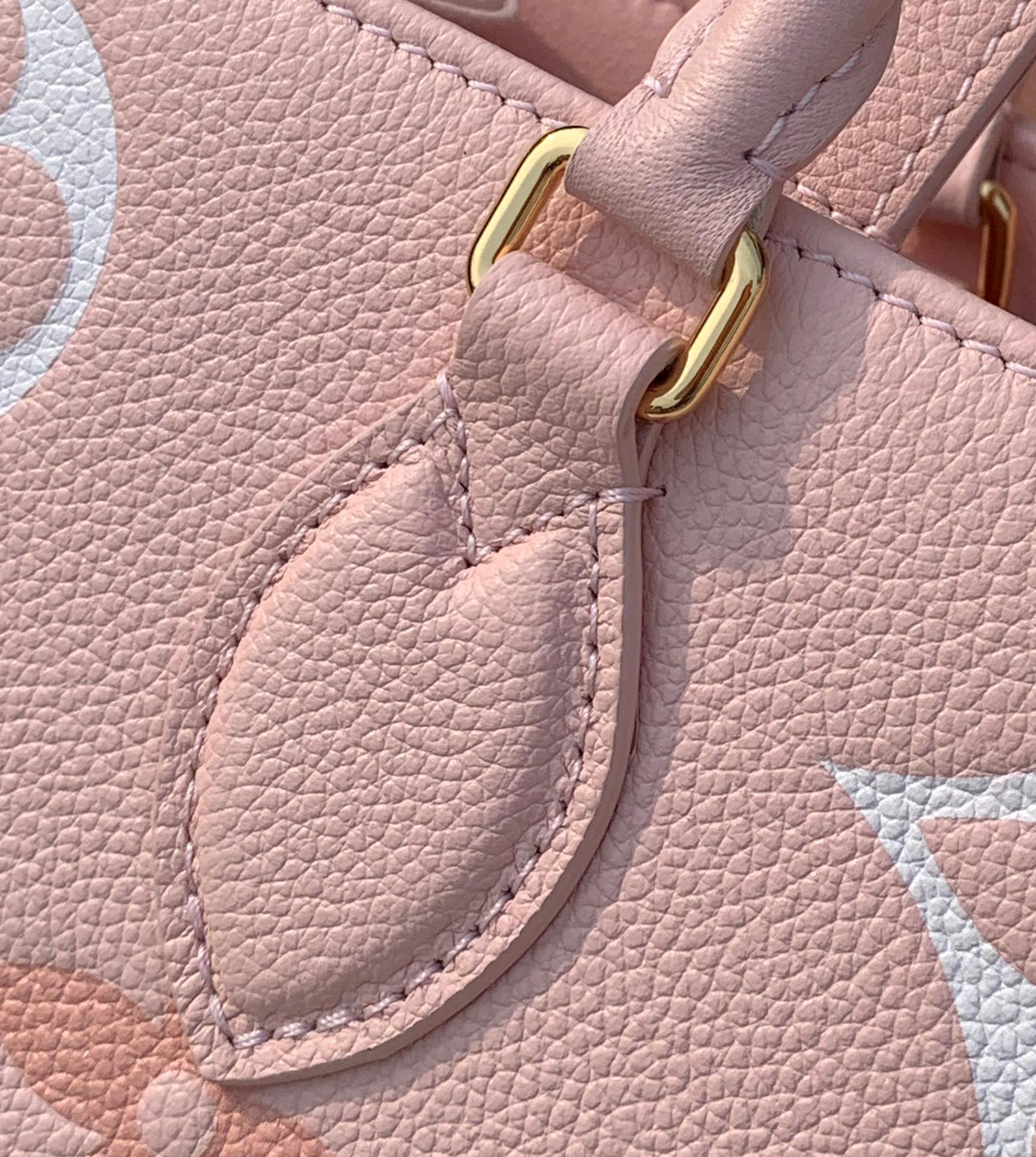 非市场普通货 进口皮料半钢五金 m46542 尺寸34×15×27cm2023🔥限定色，夏季樱花🌸粉 O