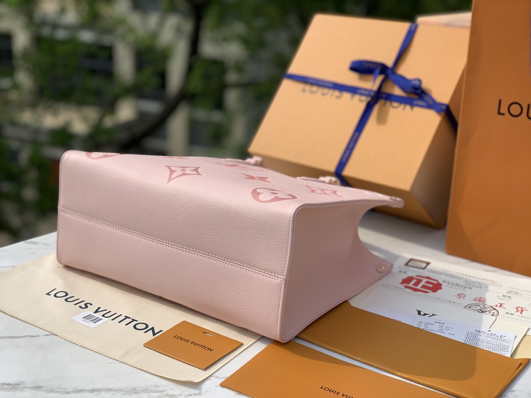 非市场普通货 进口皮料半钢五金 m46542 尺寸34×15×27cm2023🔥限定色，夏季樱花🌸粉 O