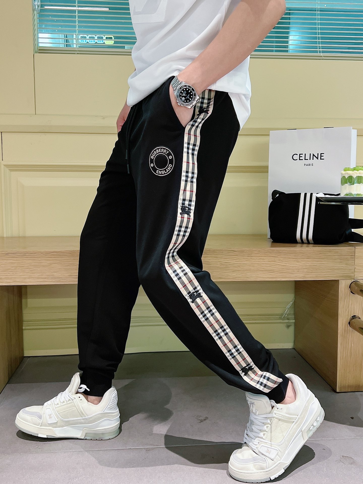 博柏利 Burberry 高定典藏名品高定成衣时装外套连衣裙衬衫T恤 #921C3CF5 2