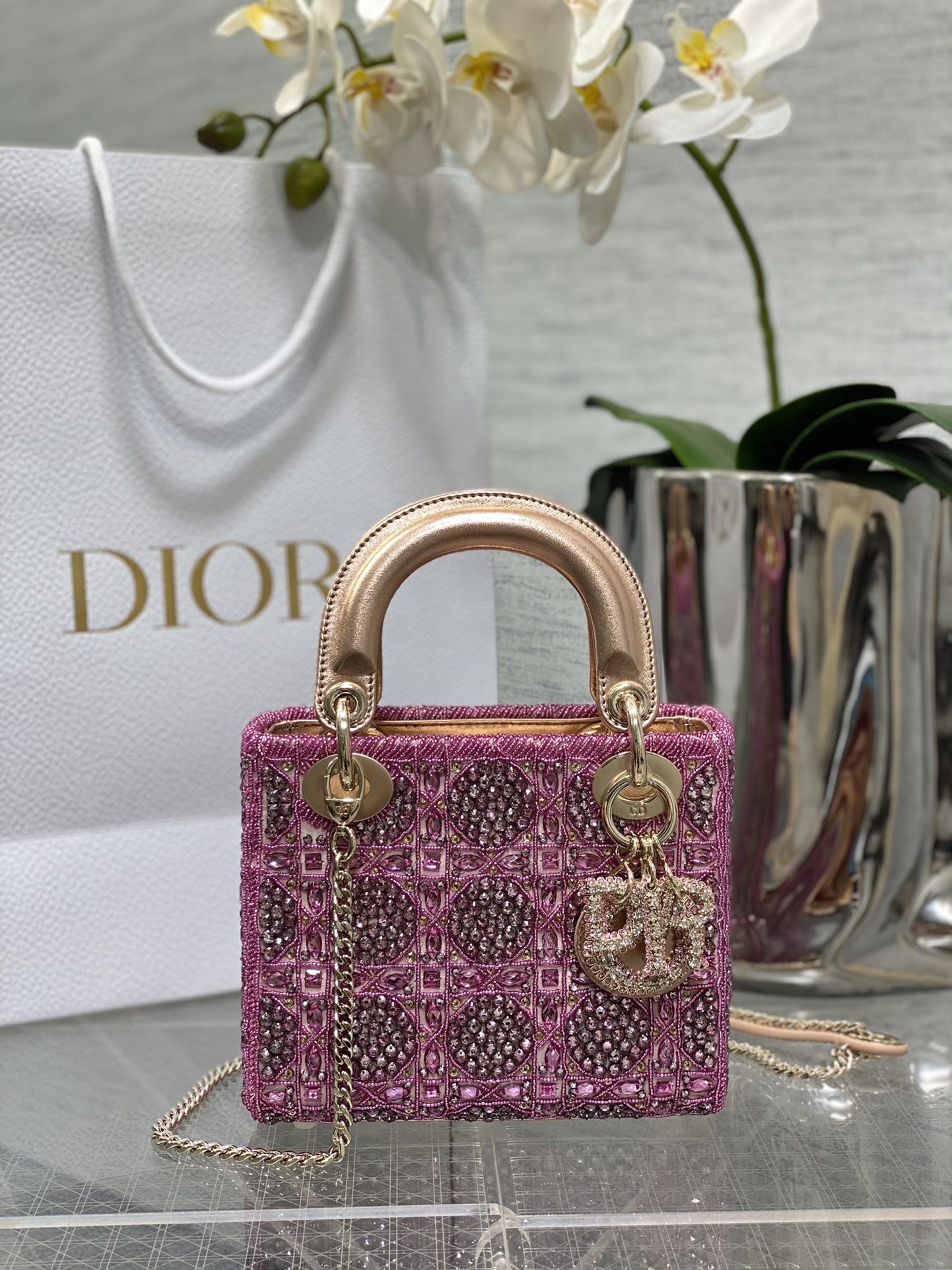 𝐋𝐚𝐝𝐲Edición limitada rosa con diamantes de imitación pesados