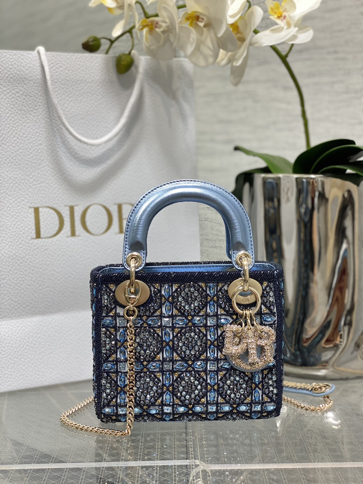 𝐋𝐚𝐝𝐲Edición limitada Azul con diamantes de imitación pesados
