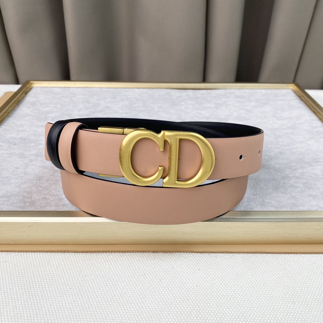 D.ior本季新款腰带*CD*腰带扣