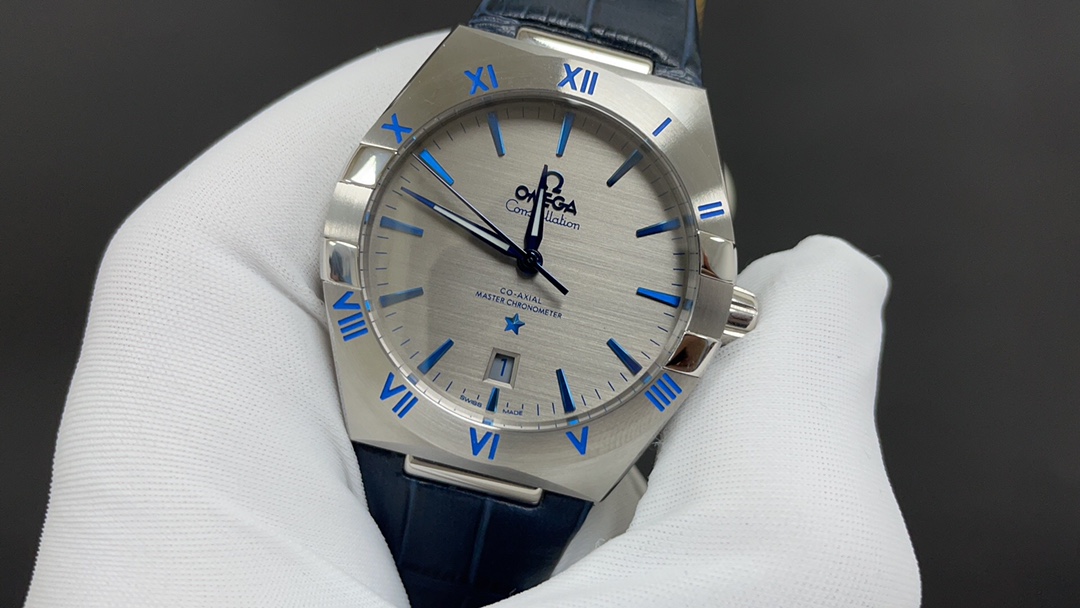 Omega 欧米茄 星座 至臻天文台 39mm 8800