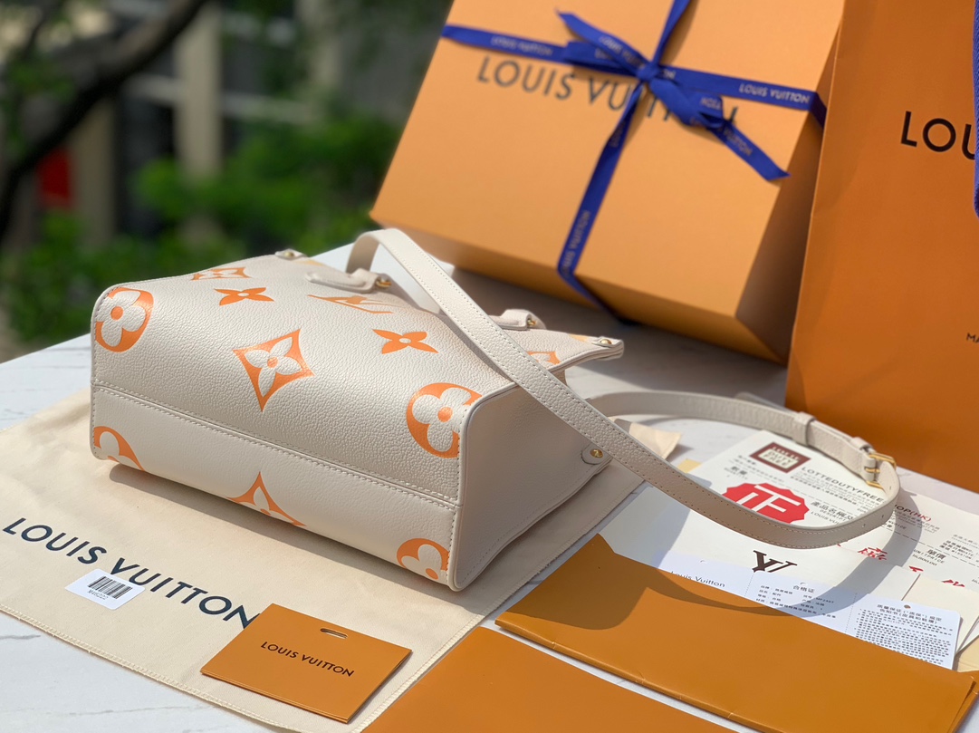 非市场普通货 进口皮料半钢五金 尺寸25-19-11.5㎝ 被L V疯狂迷住的粉丝们注意了，出新款M46