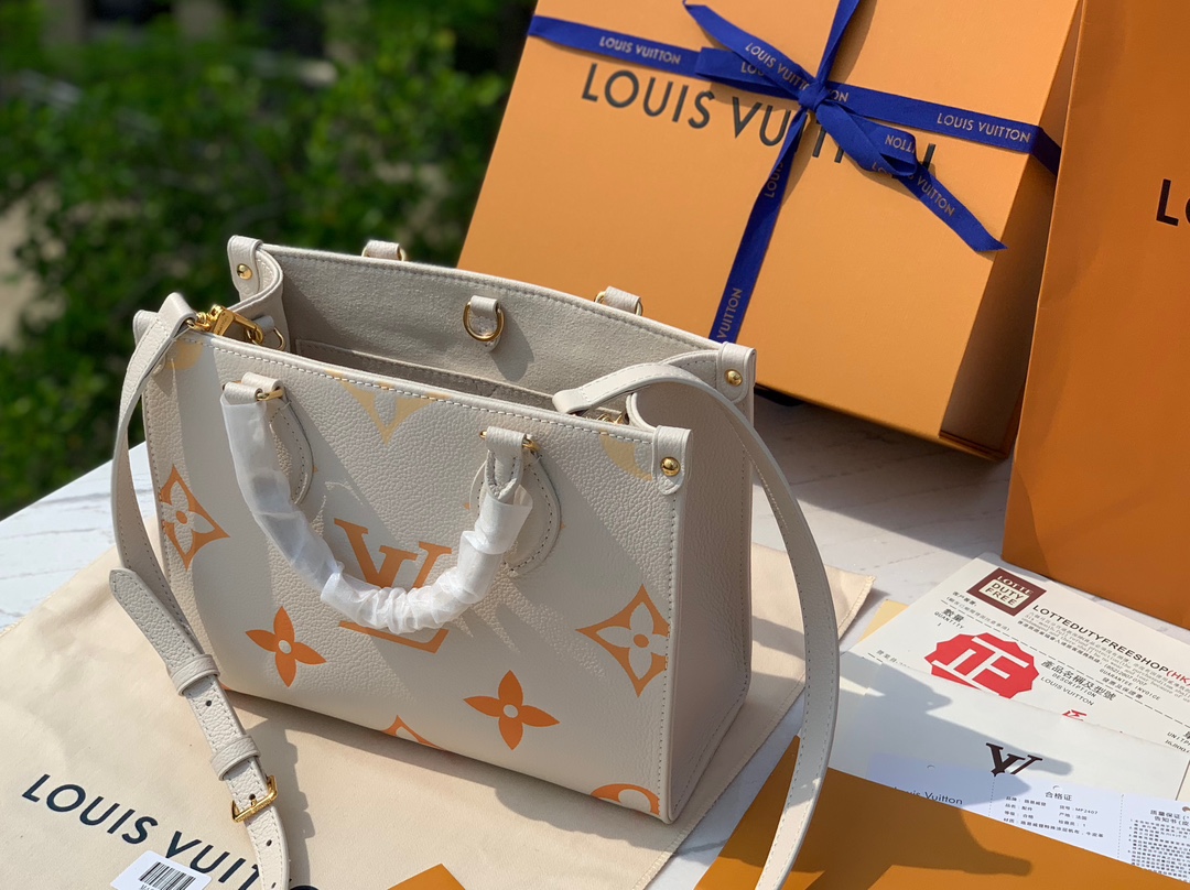 非市场普通货 进口皮料半钢五金 尺寸25-19-11.5㎝ 被L V疯狂迷住的粉丝们注意了，出新款M46