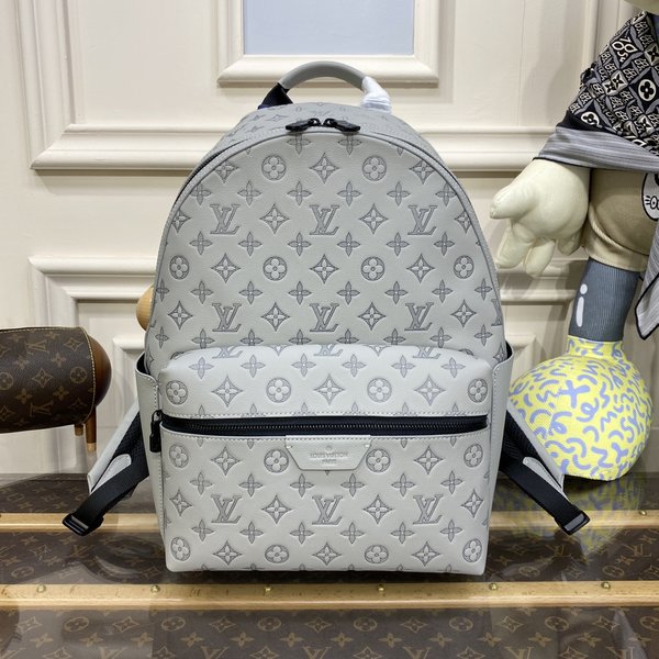 Louis Vuitton LV Discovery AAAA Bags Backpack Blue Grey Cowhide M46553