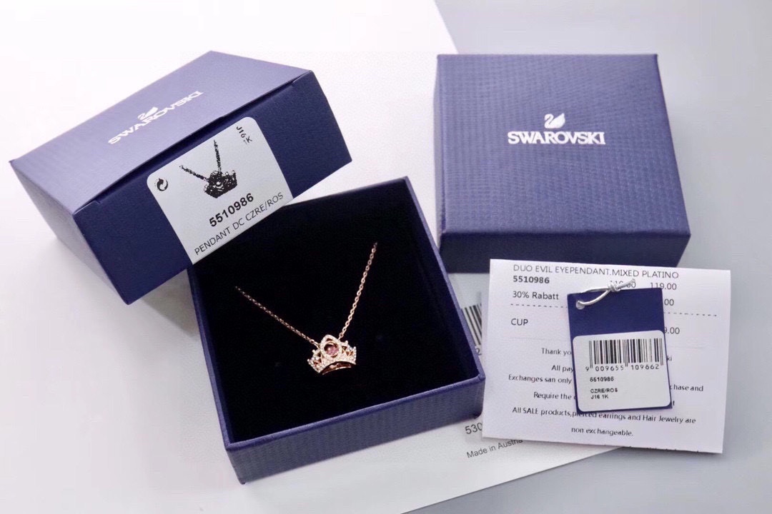  Swarovski 梦幻红钻心跳 皇冠 锁骨项链

向挚爱表达心意，让她感到备受宠爱，密镶仿水晶的皇冠