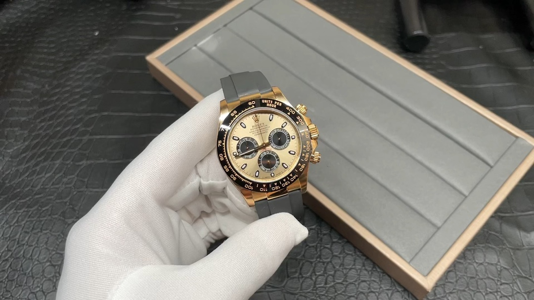 Rolex 迪通拿“余文乐” 4130机芯