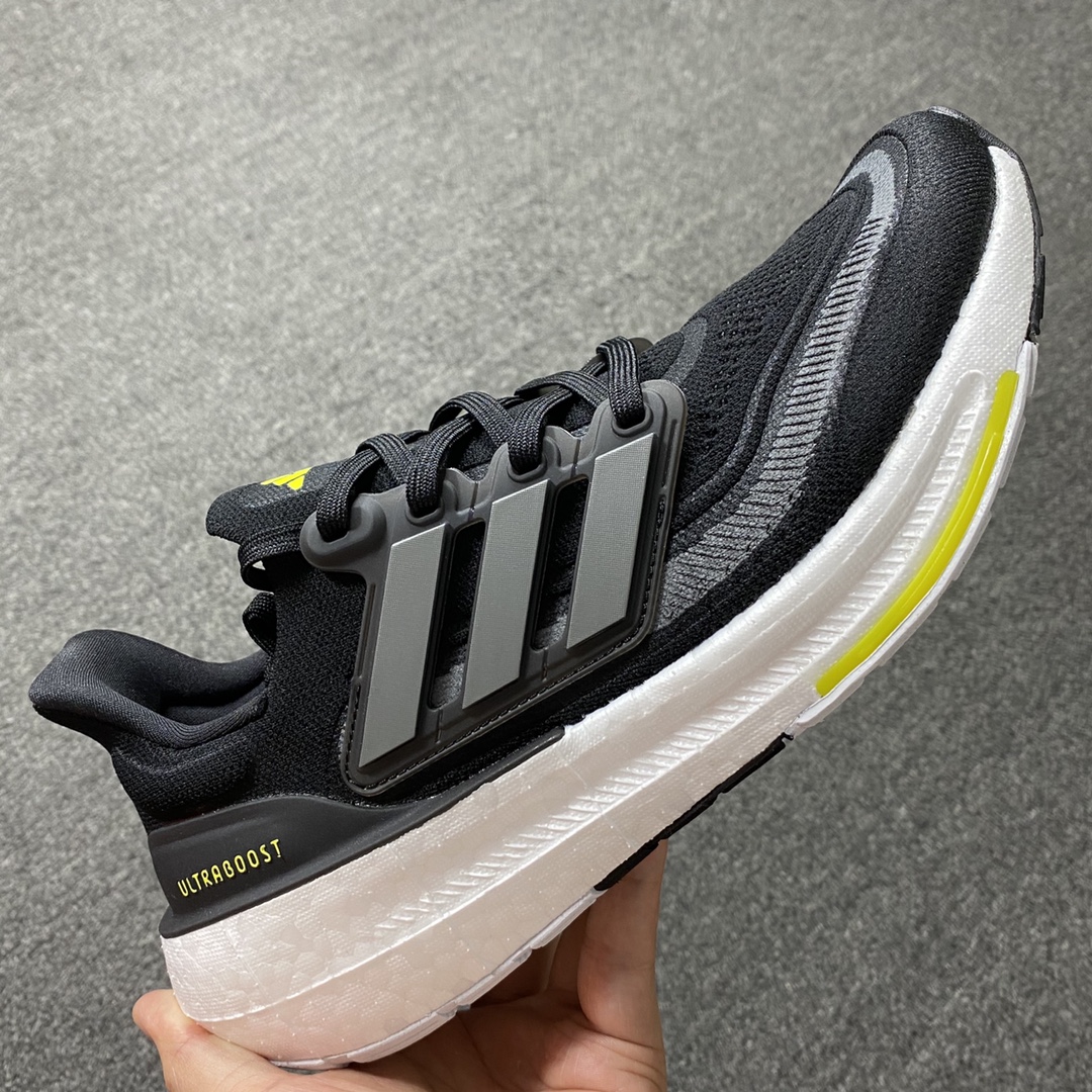 UB9.0黑白黄尺码36-48总裁L