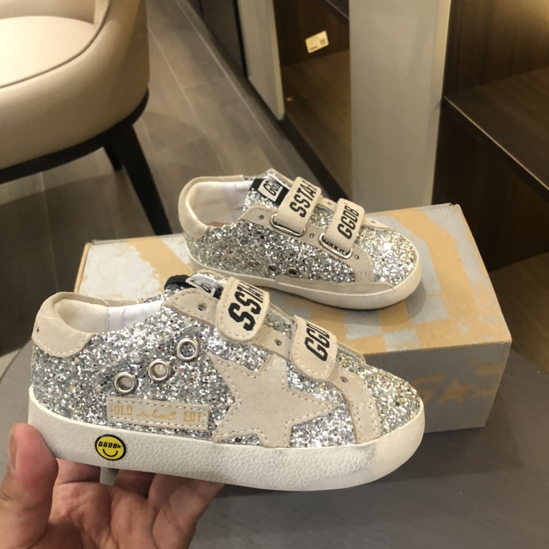 Trendy Little Dirty Shoes: Redefining Aesthetics and Convenience in Footwear Industry - 图片 4