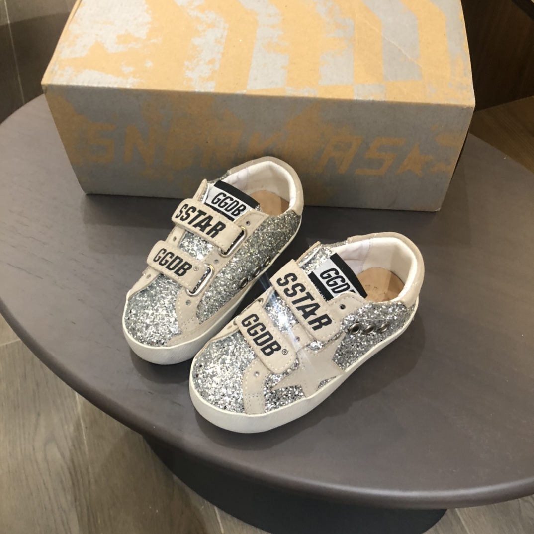 Trendy Little Dirty Shoes: Redefining Aesthetics and Convenience in Footwear Industry - 图片 8