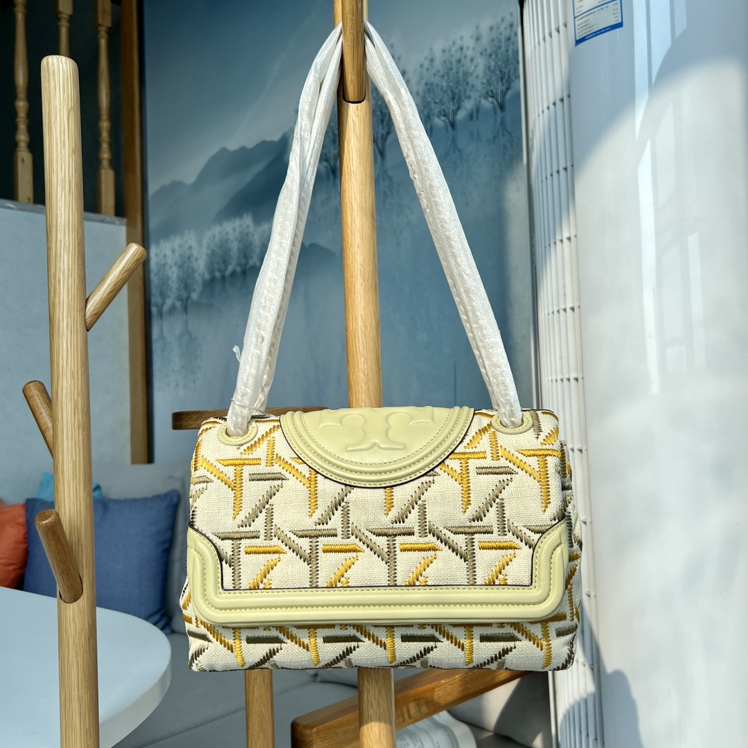 Tory Burch ～Tory burch新款链条盖头包 绣花弗莱明大号 链条伸缩设计