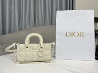 Dior Bags Handbags Sell High Quality
 White Sewing Cowhide Frosted Lady Chains