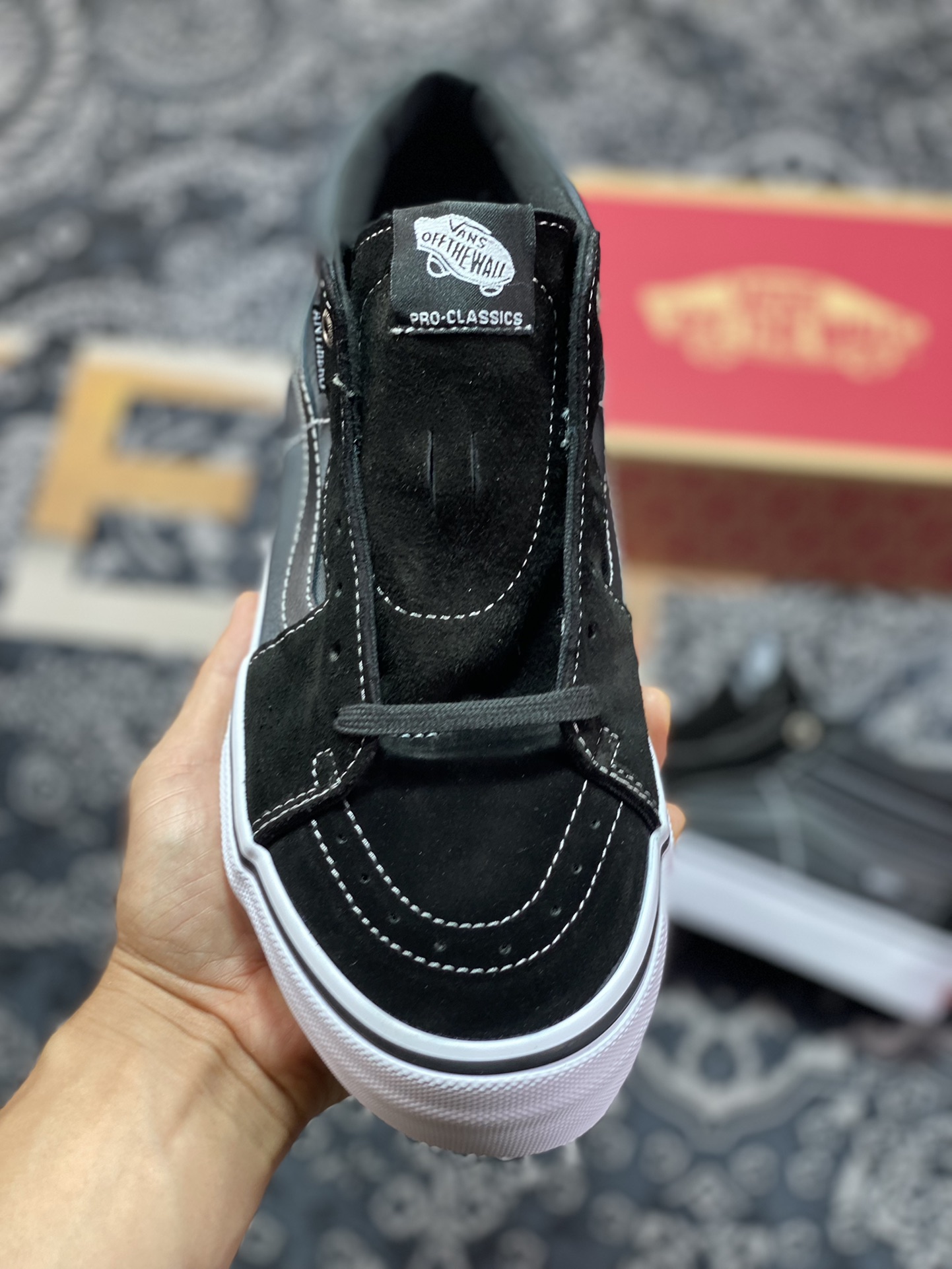 VANS SK8-MID PRO mid-top ANTIHERO collaboration model VN0A347UVGD1