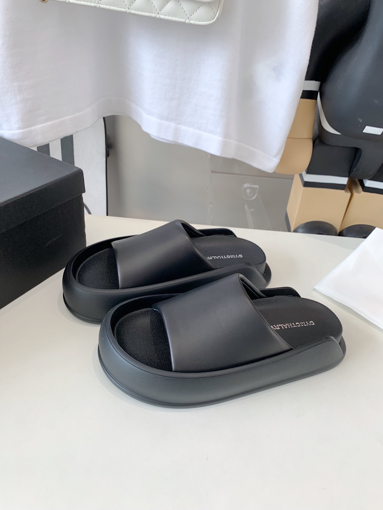 2023SS Dymonlaty Stomping On Shit Slippers: Comfortable, Stylish, and Exerciseful