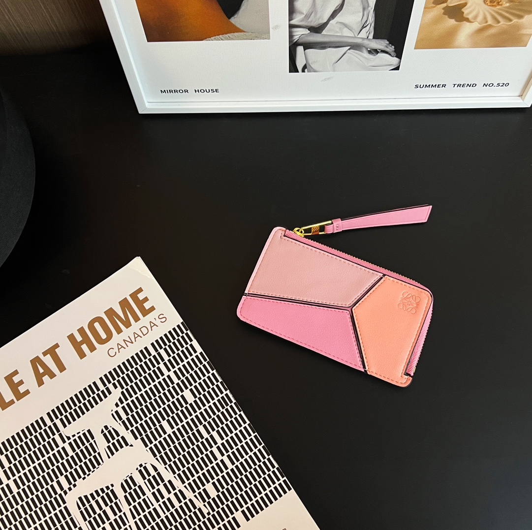 Replica Designer
 Loewe Wallet Card pack