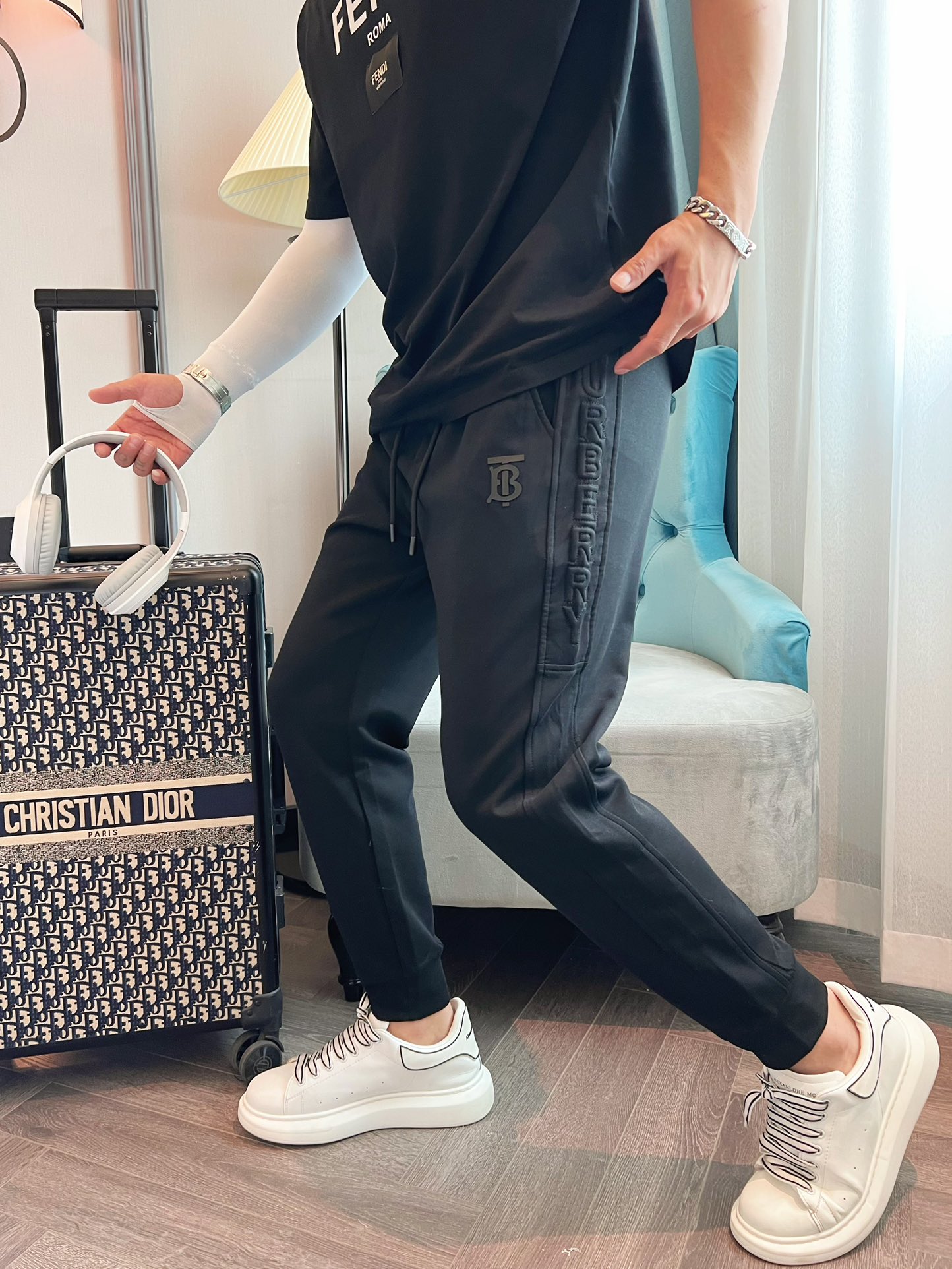Burberry Clothing Pants & Trousers Spring/Summer Collection Casual