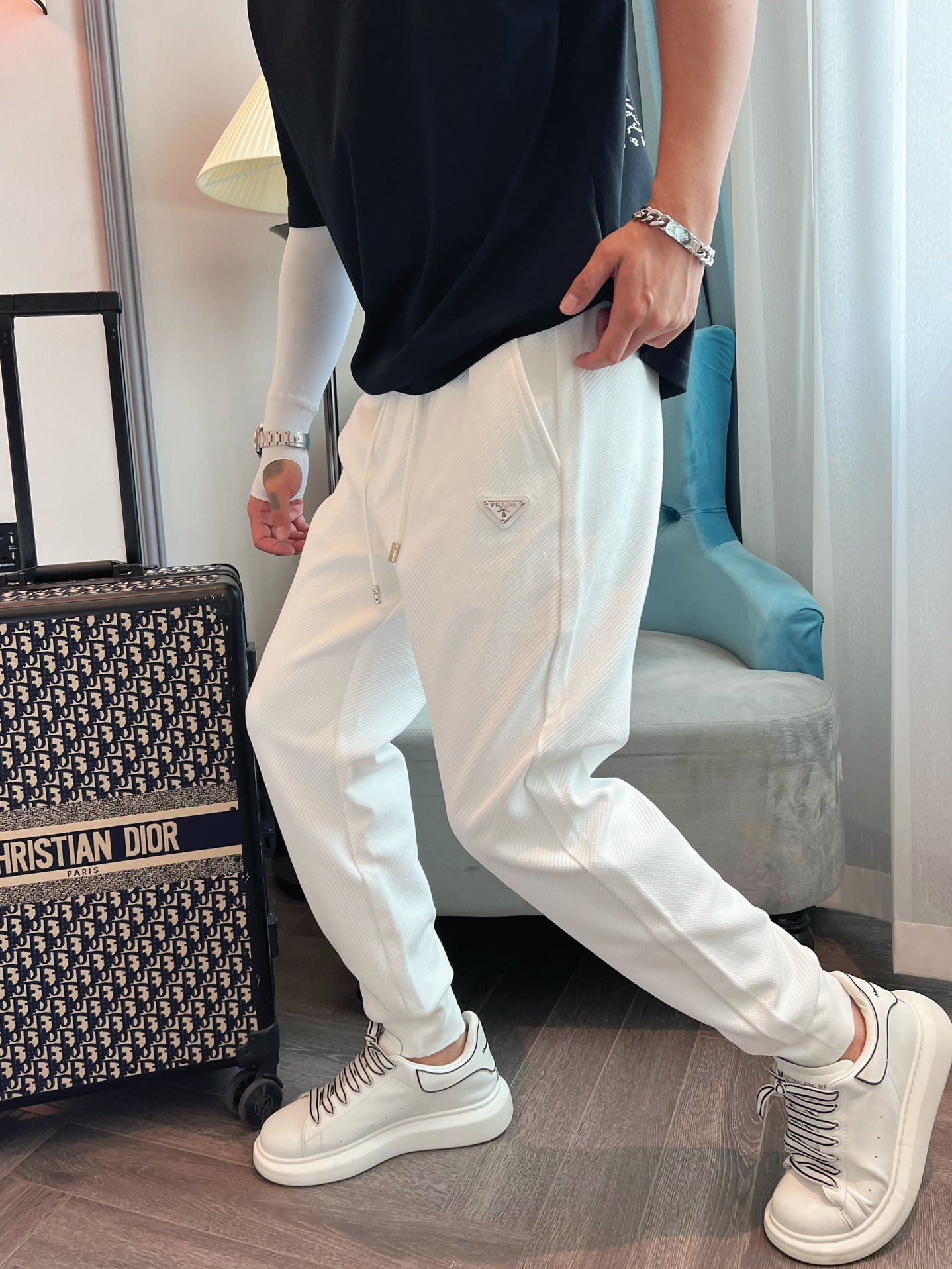 Prada Clothing Pants & Trousers Only sell high-quality
 Spring/Summer Collection Casual