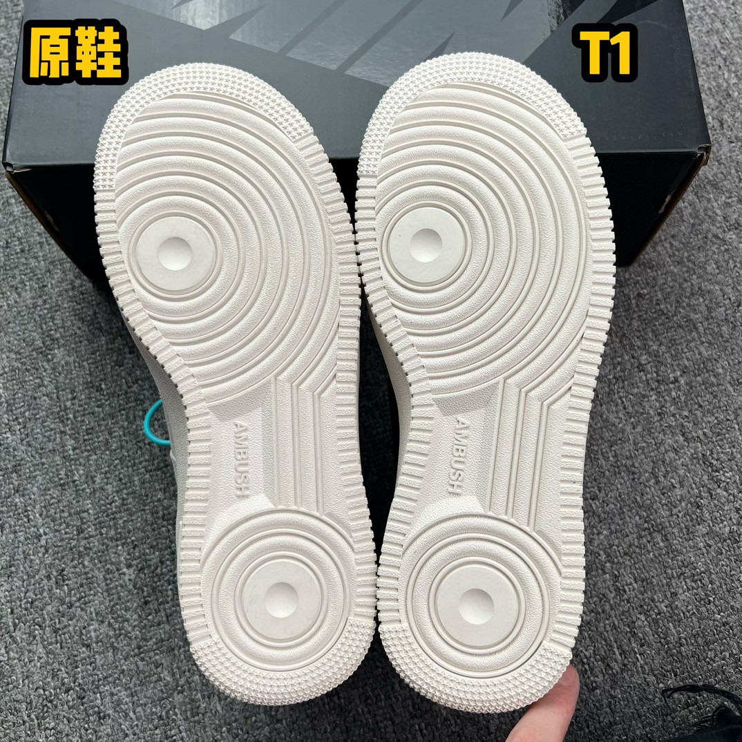 图片[5]-【T1 外贸版】 Ambush x AF1 Air Force 1 Low 空军一号低帮运动板鞋 联名大钩白黑 DV3464-002n市场最优版本 完美品控 全套原原楦纸版 原厂Prime Asia贝利进口皮料加持 越南原大装底数据 私模大底最大开发至47.5 左右脚Logo不同 注意区分 全鞋电脑针车 工整有序 视觉效果满分 新版鞋撑改用纸团代替 原厂港宝加持完美还原灵魂版型 原盒原配从里到外百分百还原 所有细节均可匹配公司原版 发外贸可100%充正SIZE：36-47.5n-莆田鞋批发中心