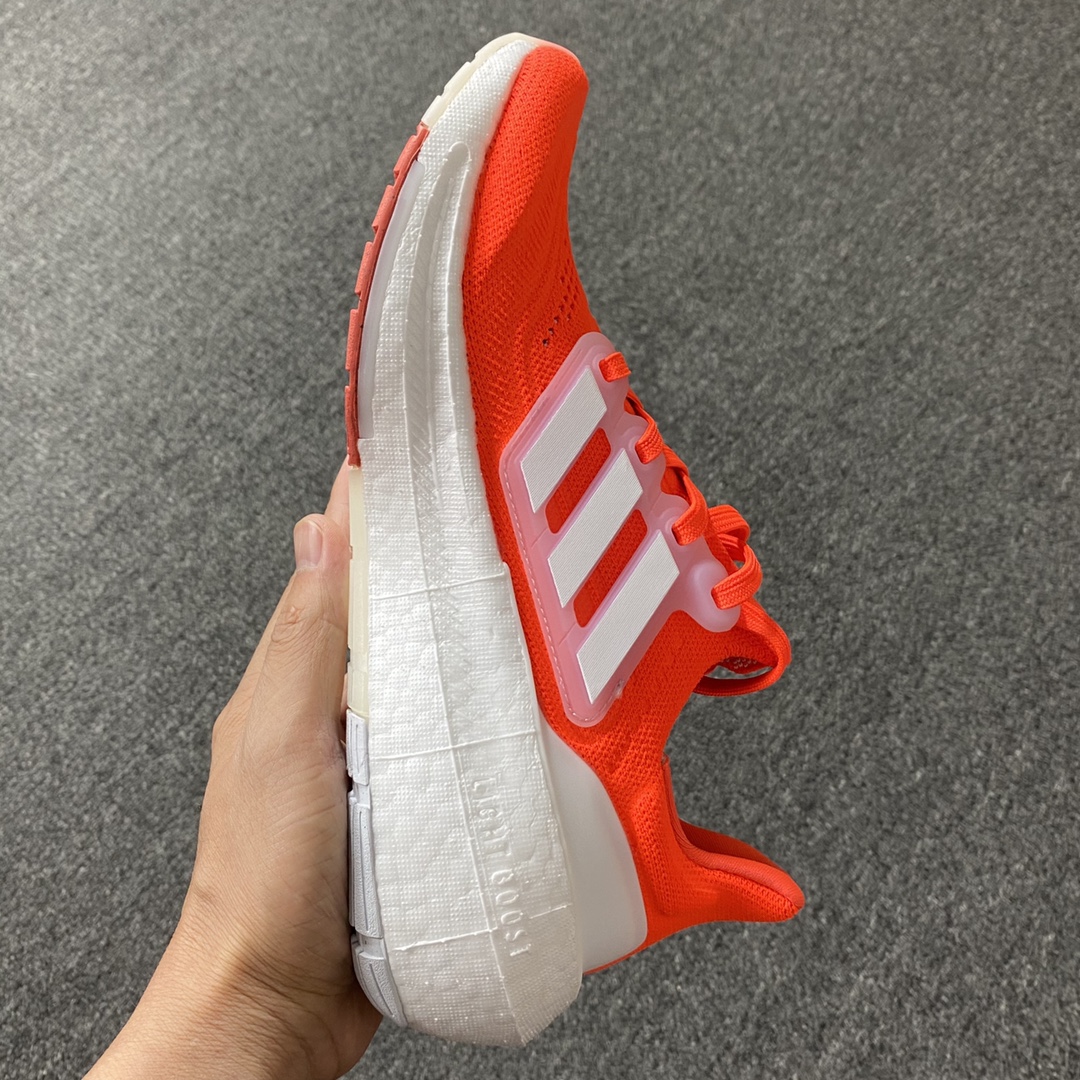 UB9.0白红白尺码36-48总裁L