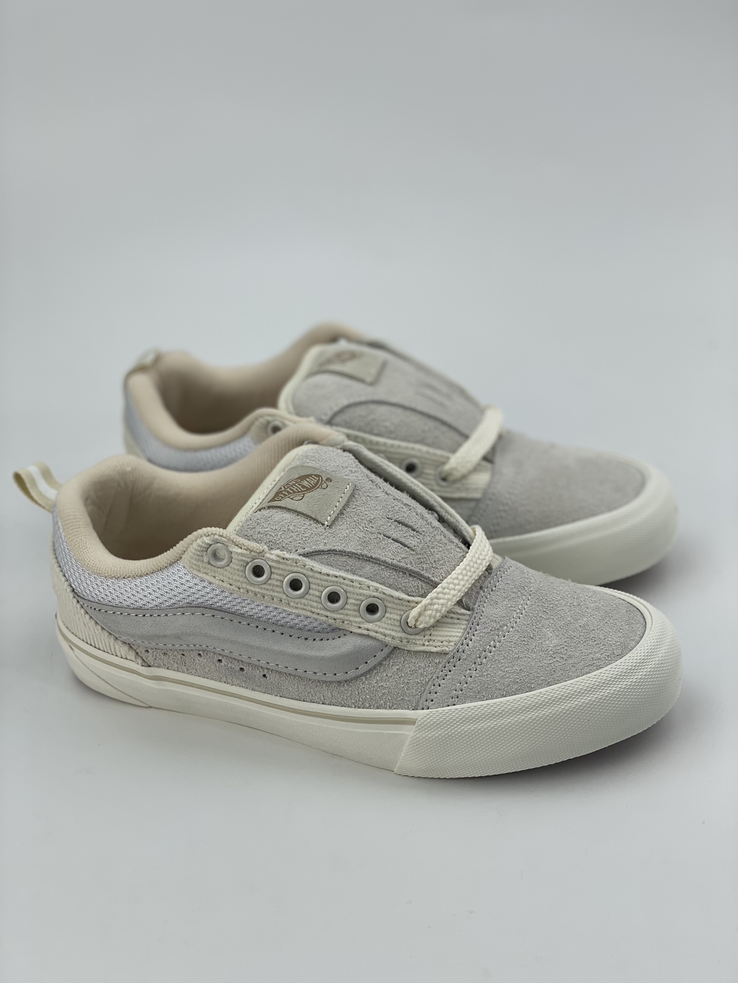 200 Vans Knu-Skool VR3 LX 「面包鞋」