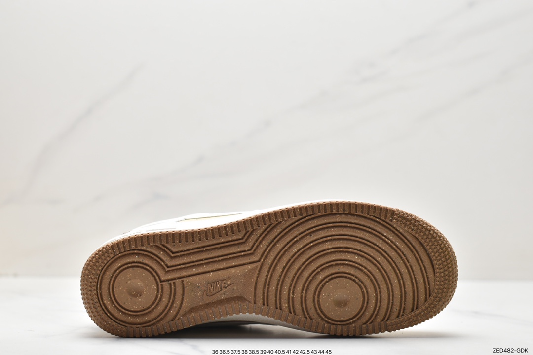 260 Nike Air Force 1 空军一号 CC2569-011