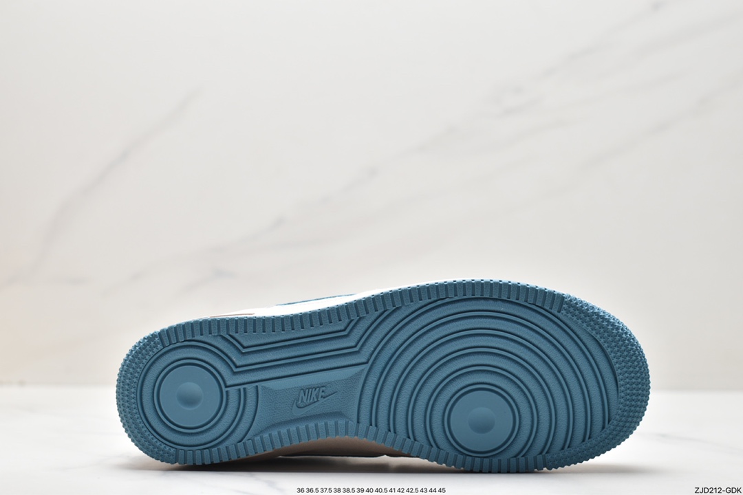 240 Nike Air Force 1' 07 空军一号低帮运ZB2121-666